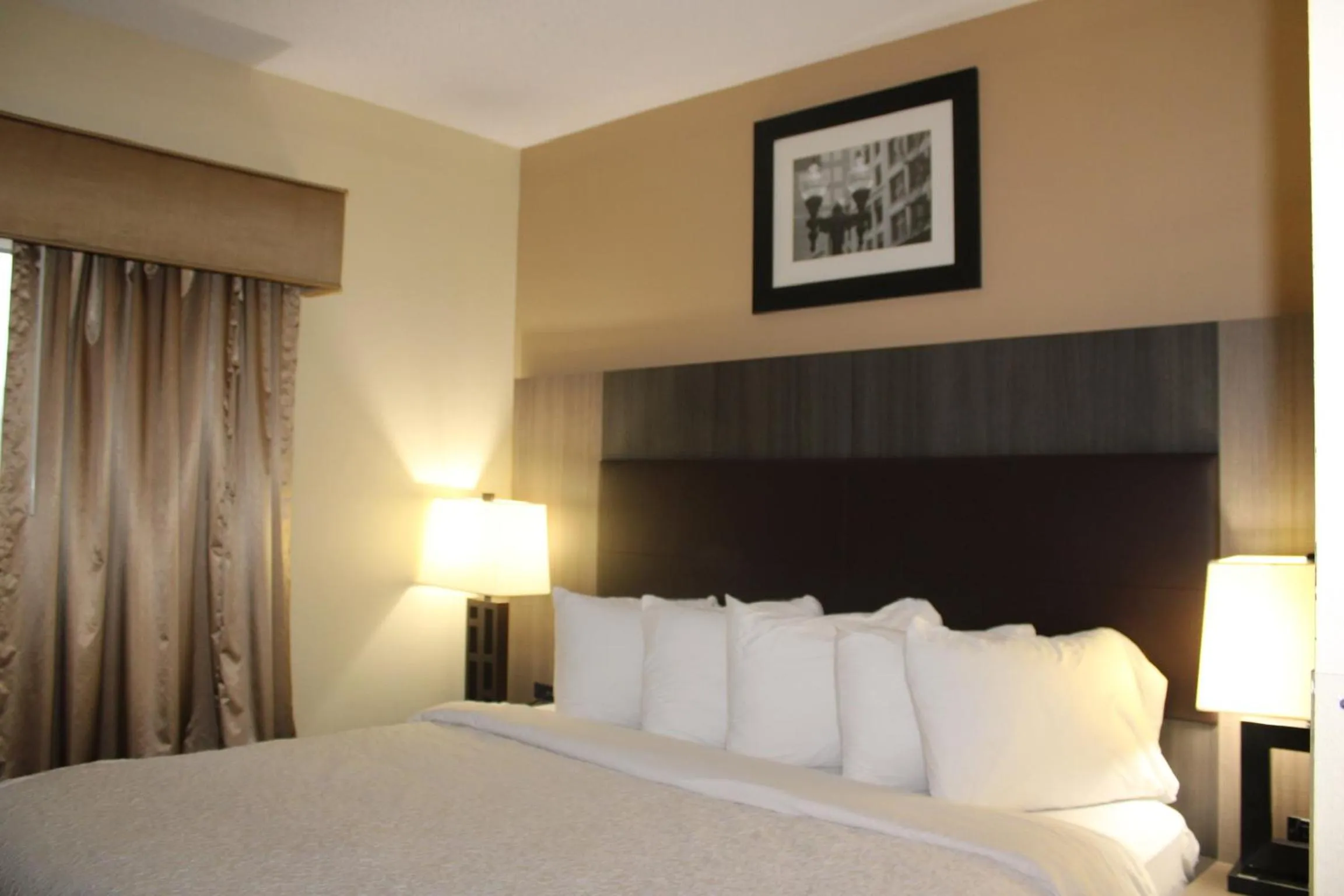 Bed in Quality Suites