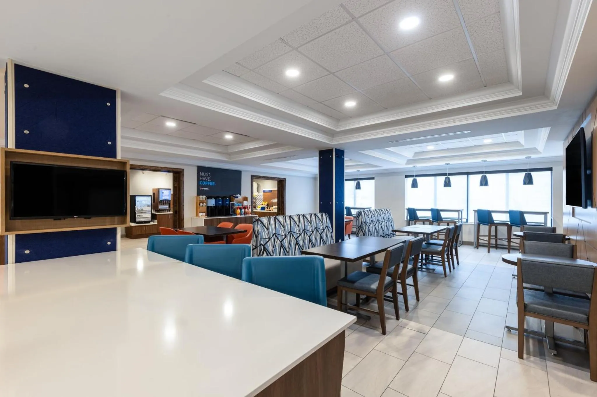 Breakfast in Holiday Inn Express and Suites Missoula by IHG