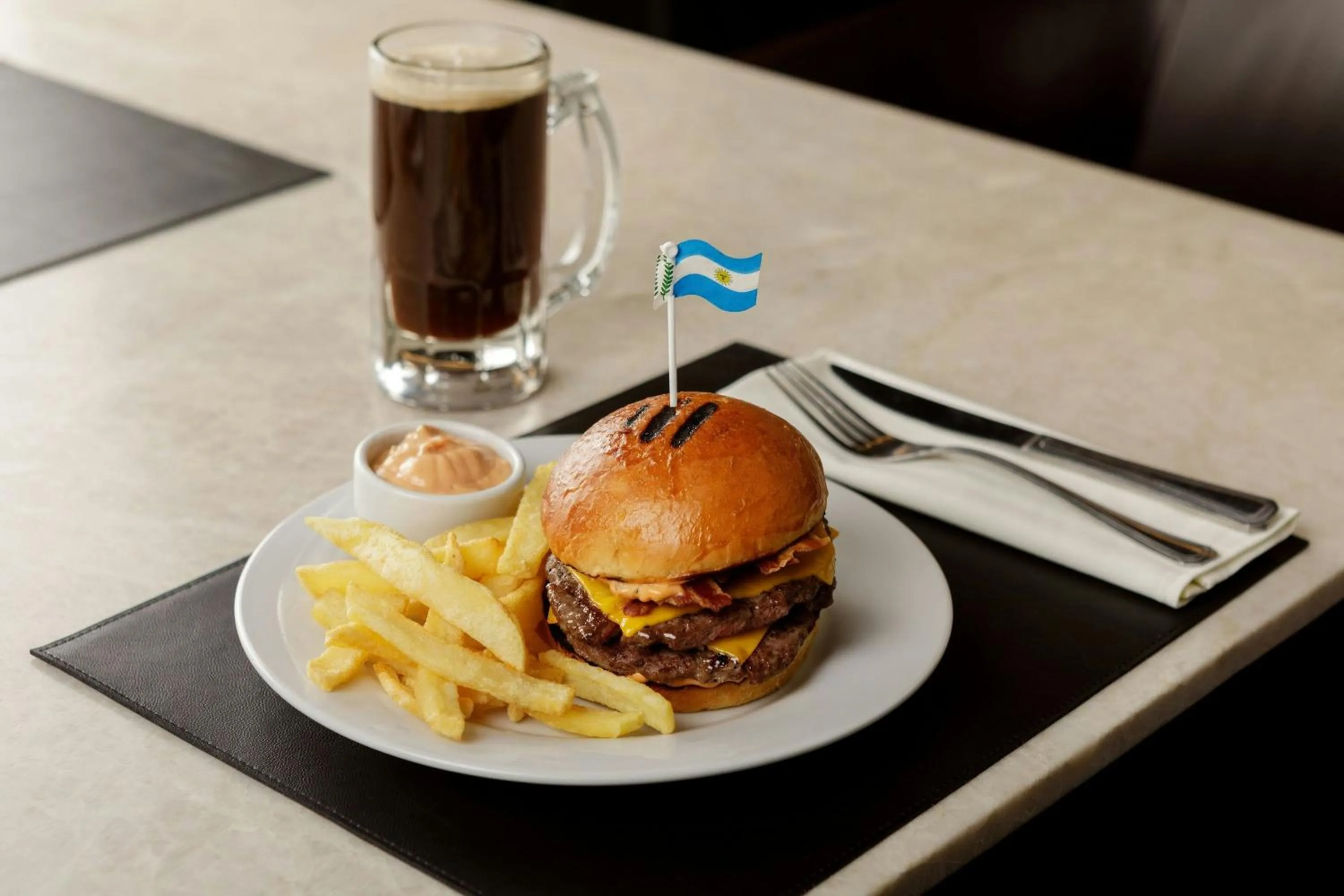 Lounge or bar in Marriott Hotel Buenos Aires Ezeiza Airport