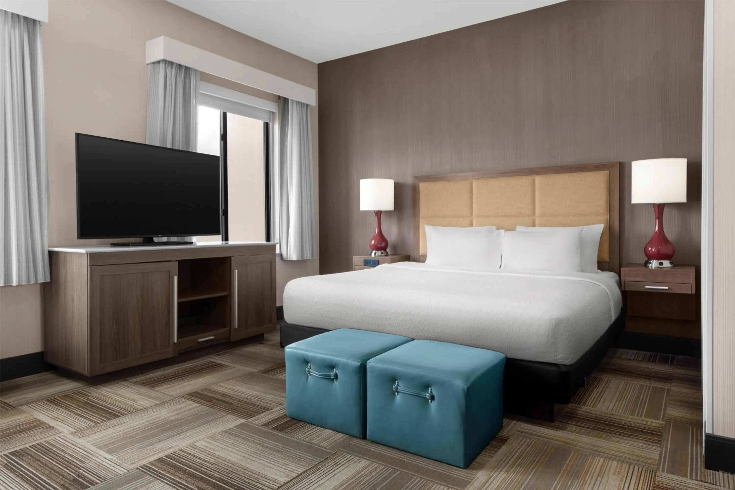 Bed in Hampton Inn & Suites Arroyo Grande