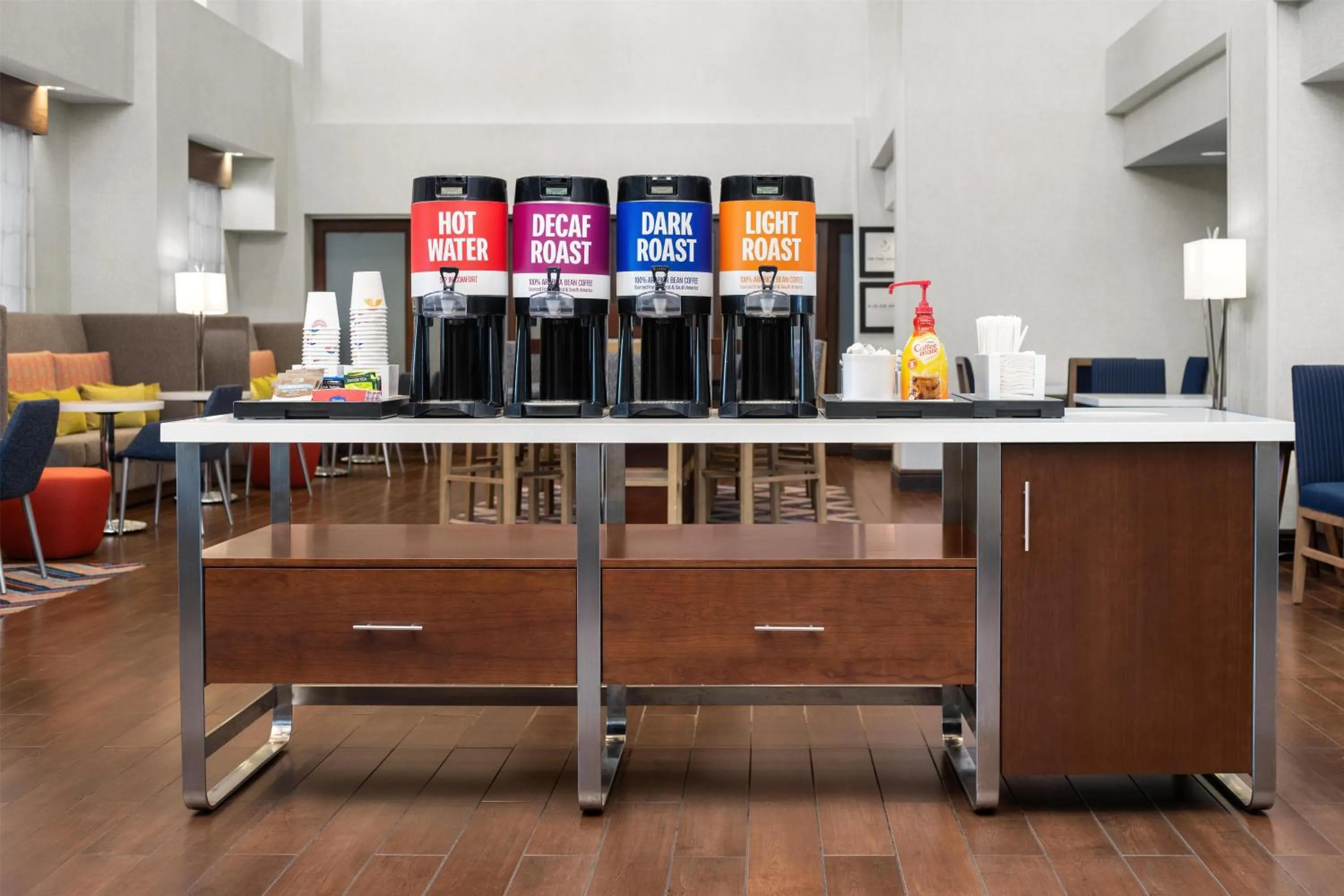 Breakfast in Hampton Inn & Suites Arroyo Grande