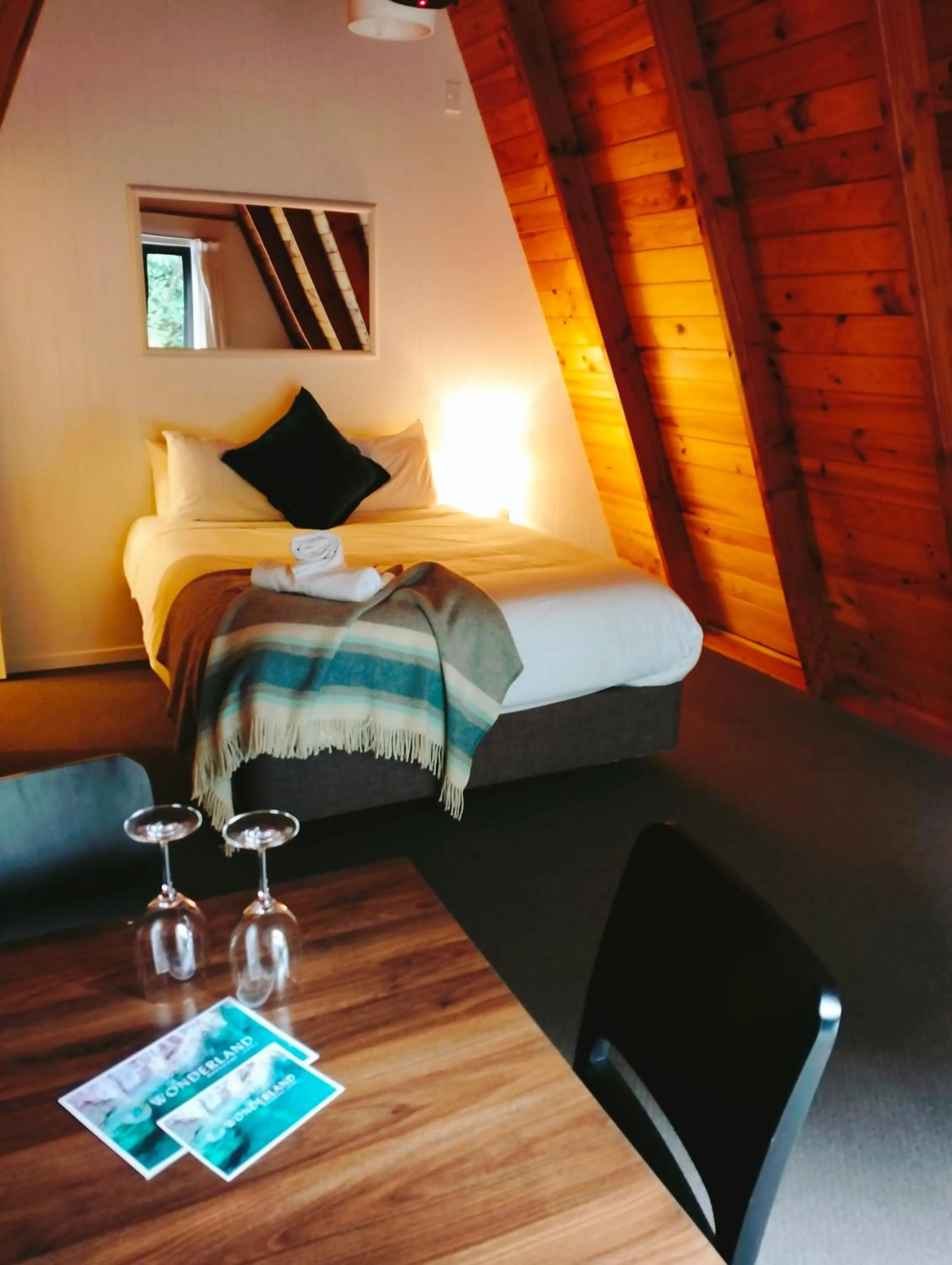 Bedroom, Bed in Wonderland Makarora Lodge