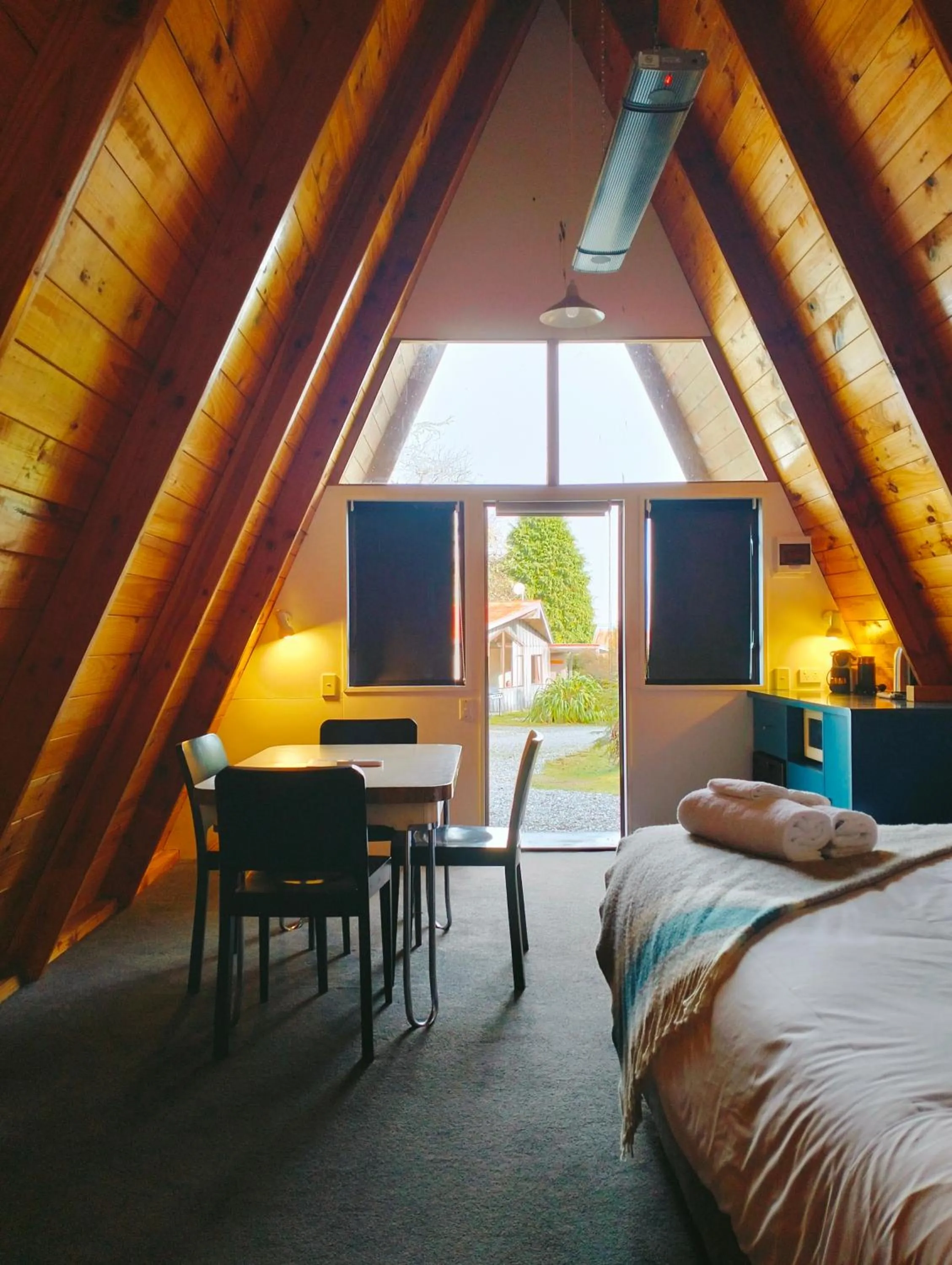 Bed in Wonderland Makarora Lodge