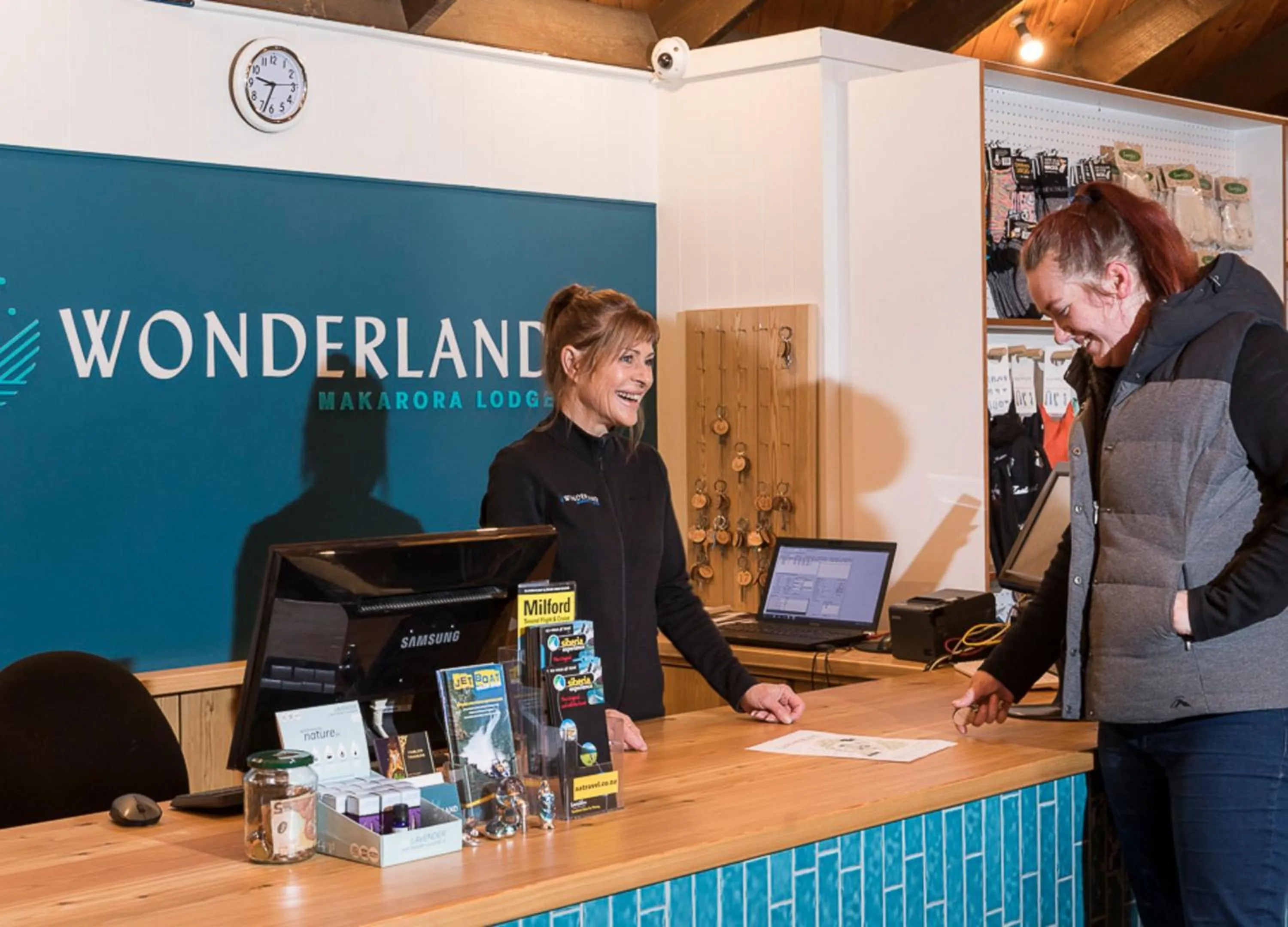 Lobby or reception in Wonderland Makarora Lodge