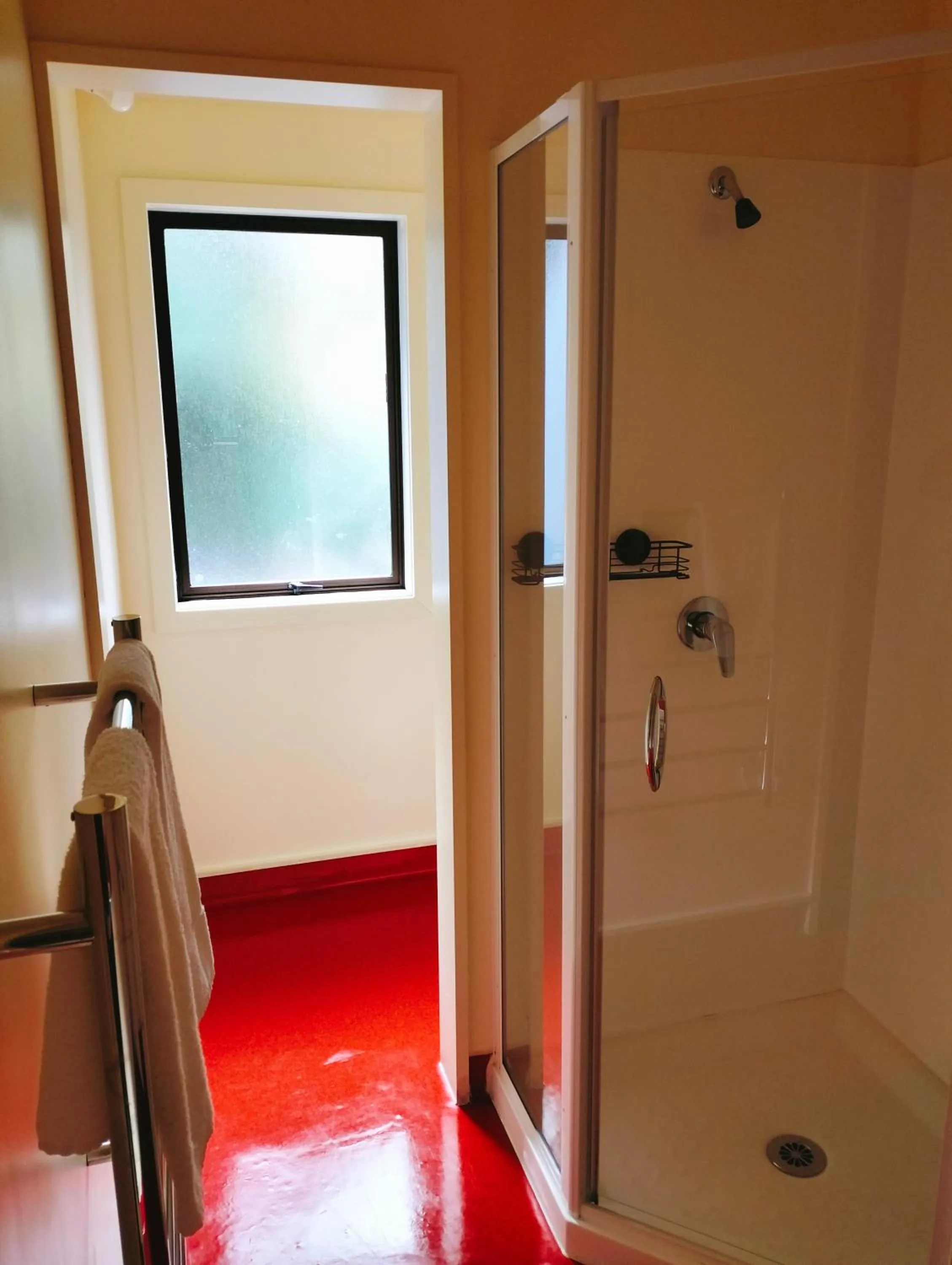 Bathroom in Wonderland Makarora Lodge