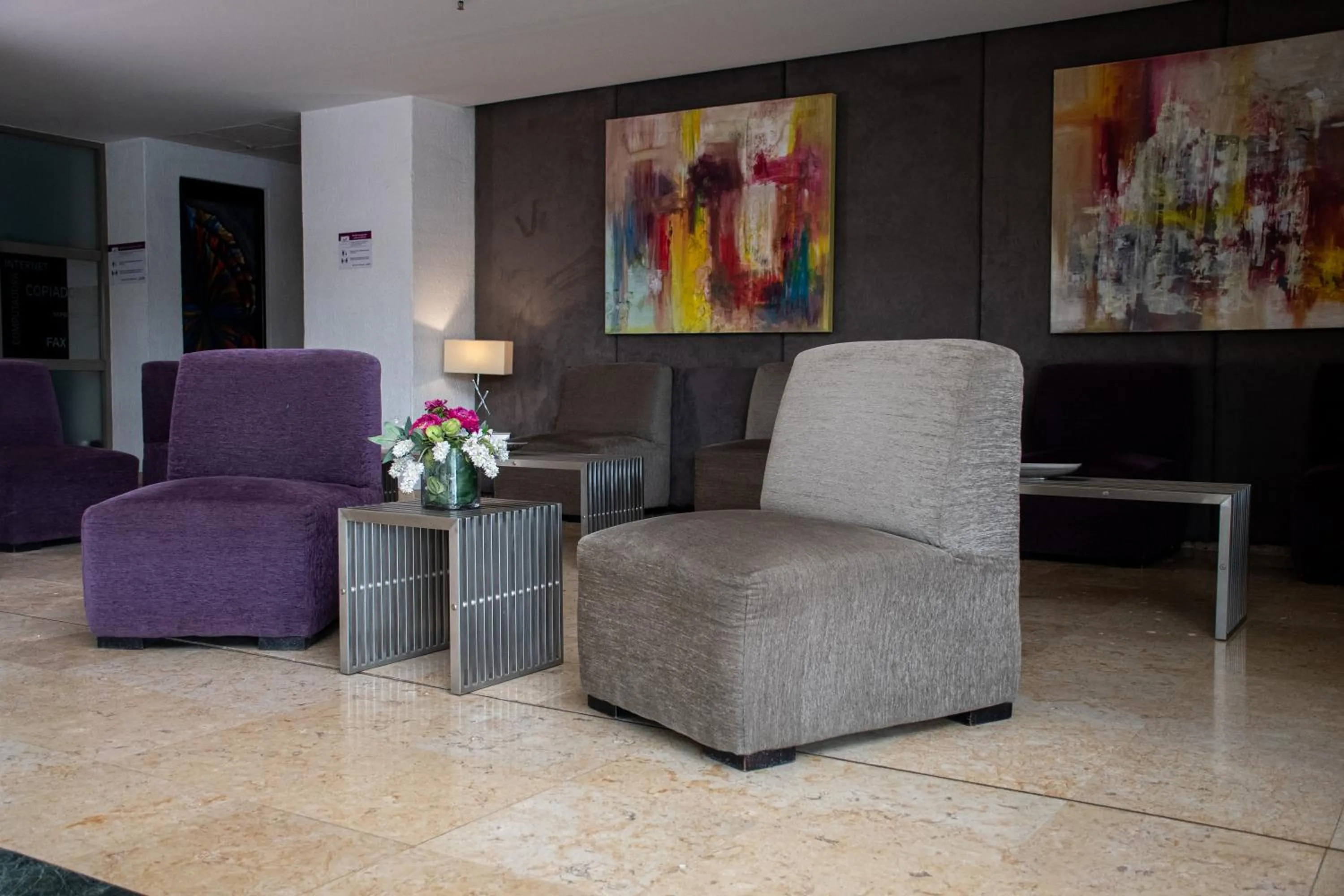 Lobby or reception in Hotel Victoria Express