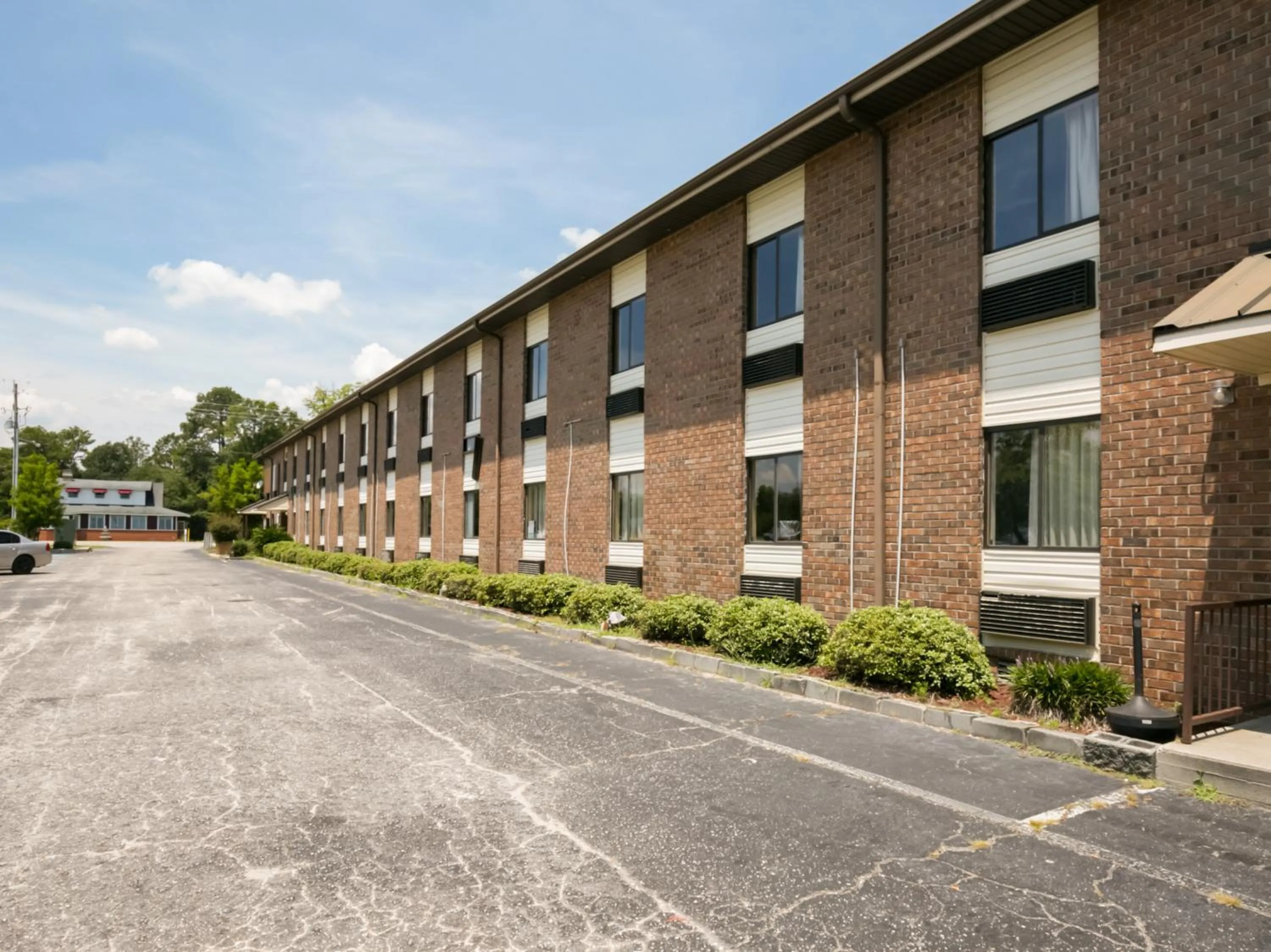 Property building in Raceway Inn Darlington By OYO