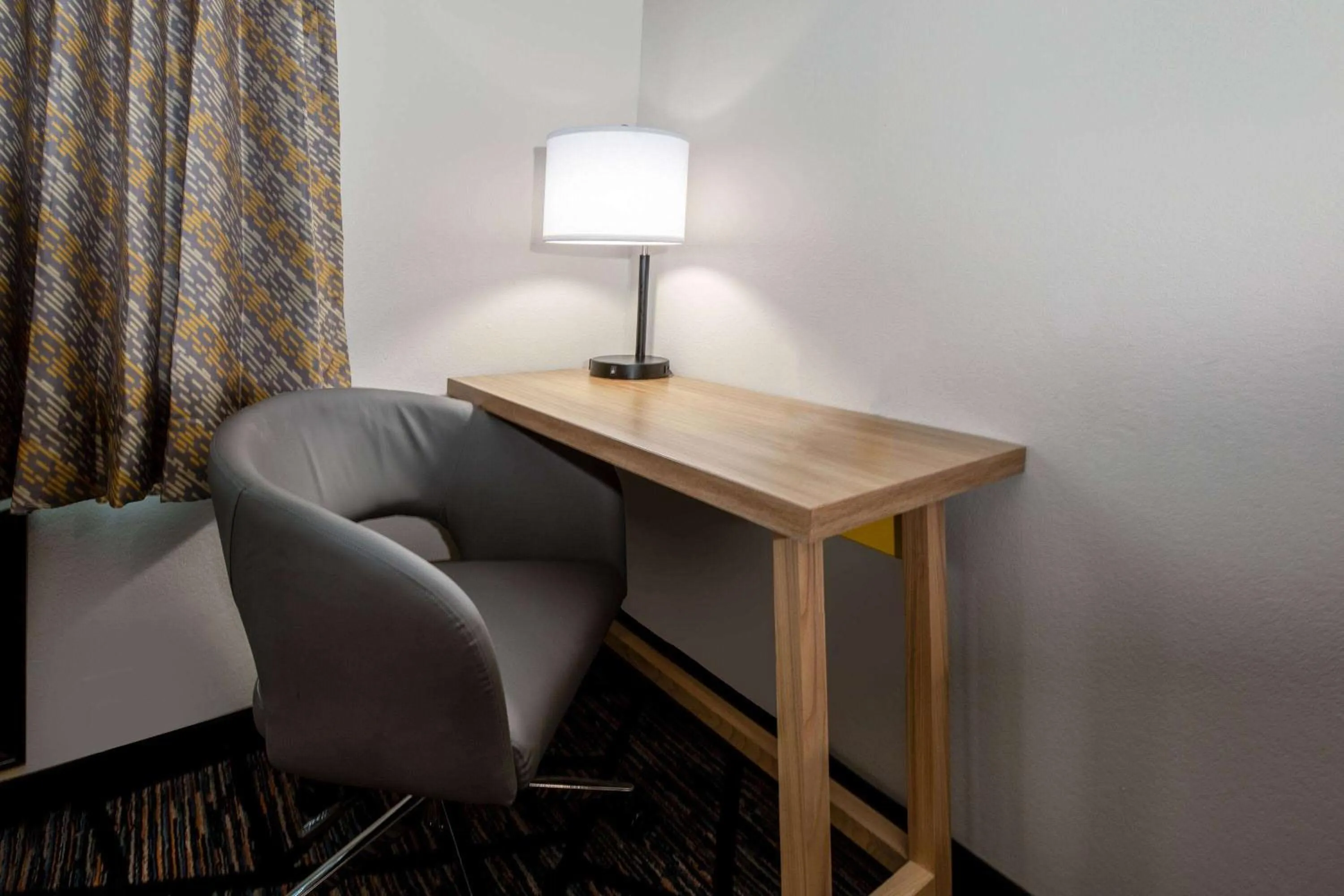 Photo of the whole room in Days Inn by Wyndham Baton Rouge I-10