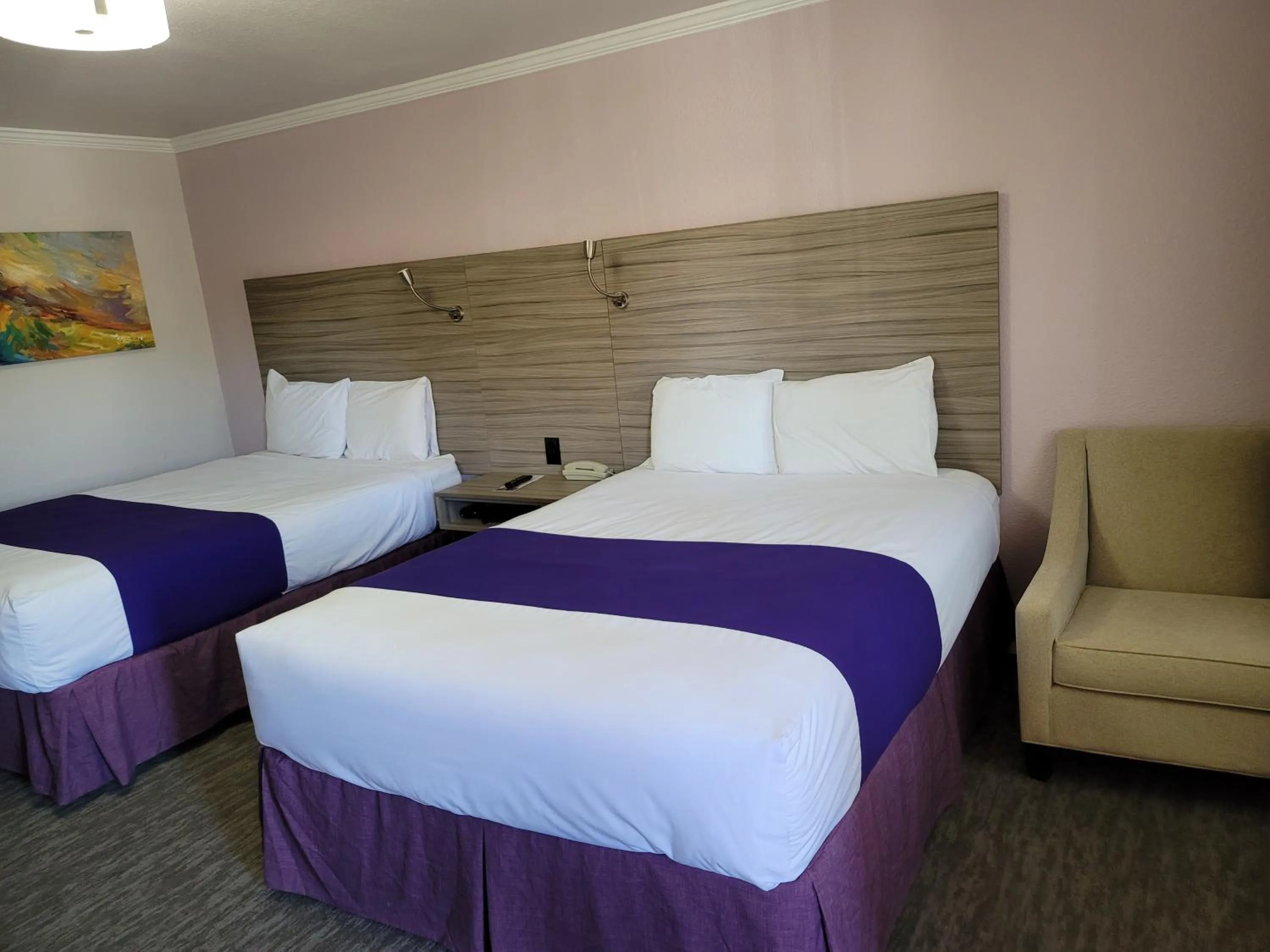 View (from property/room), Bed in Death Valley Inn