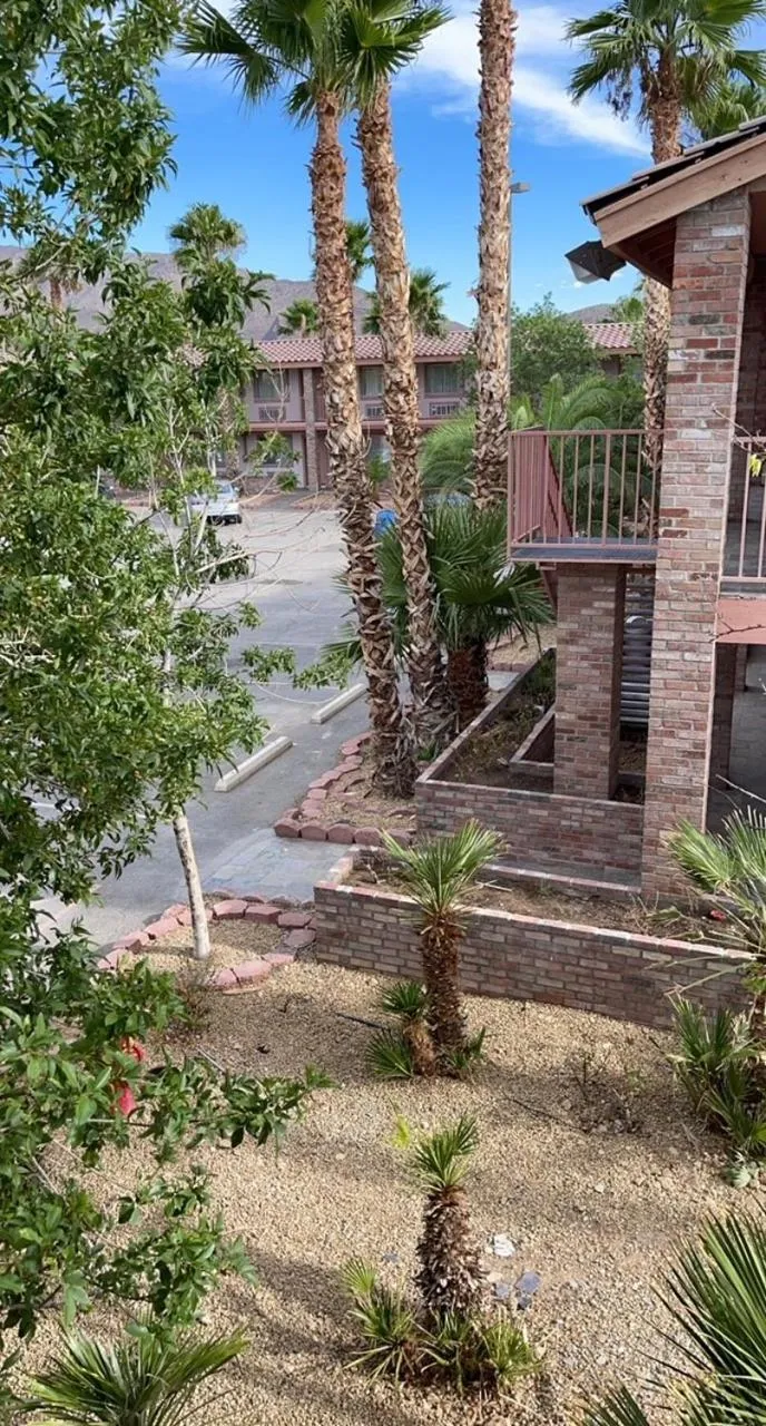 Property building in Death Valley Inn