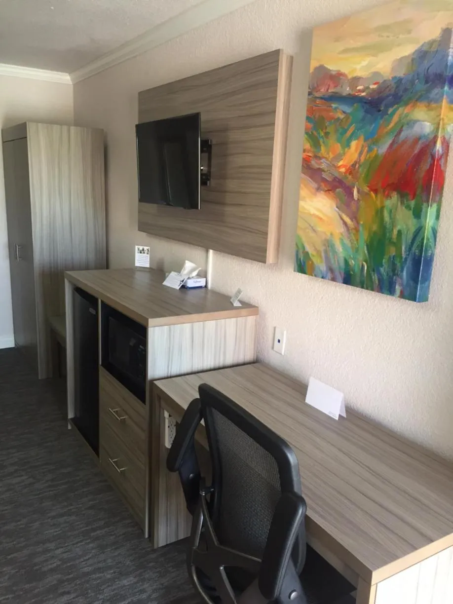 Photo of the whole room in Death Valley Inn