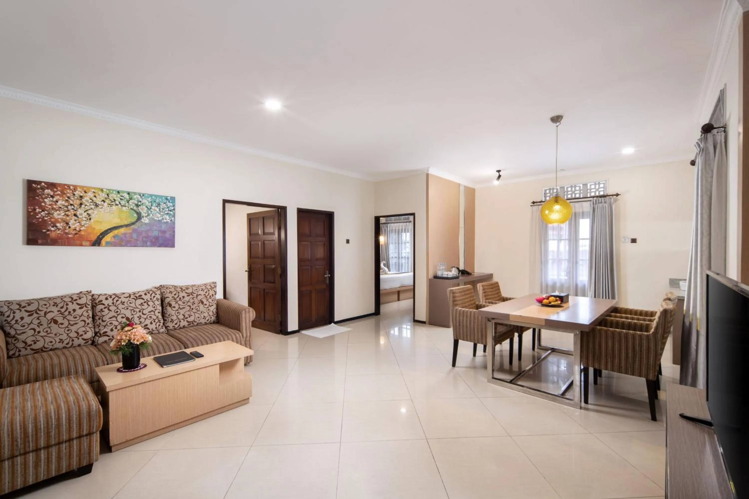 Living room in Royal Hotel and Villa Batu