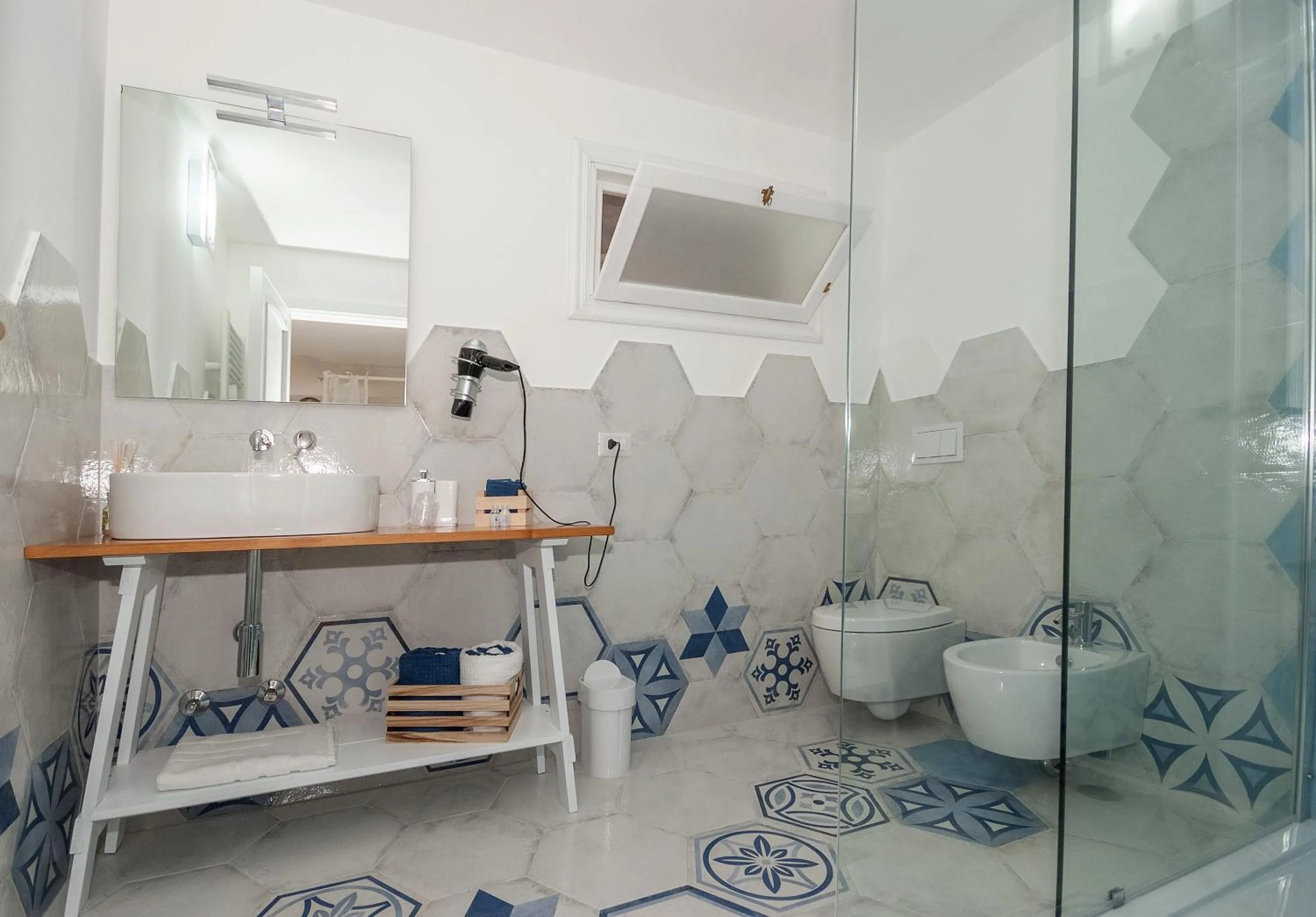 Shower in Dimora Mediterranea