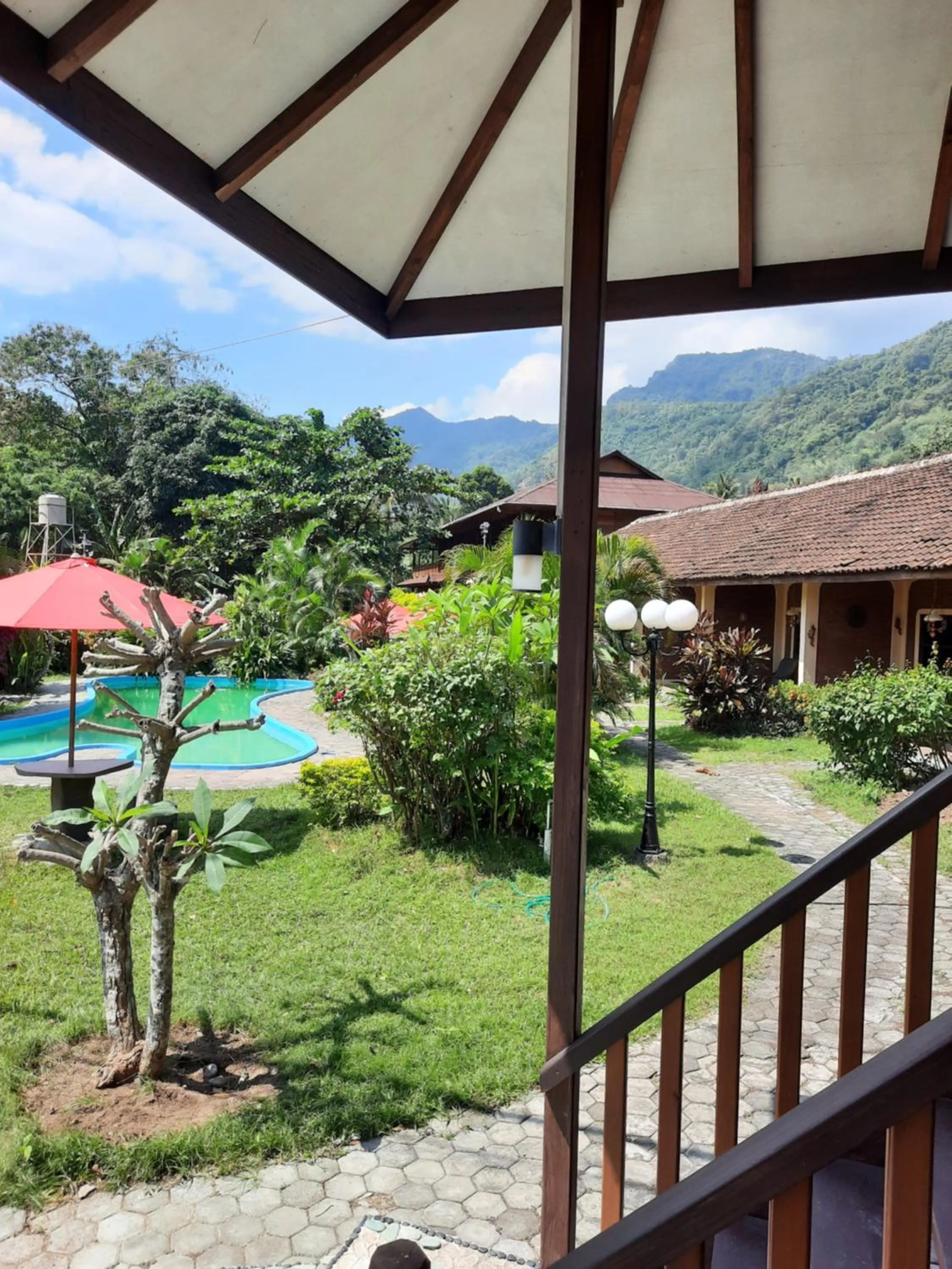 Garden view in HOTEL BESAR BULAN BARU - Senggigi