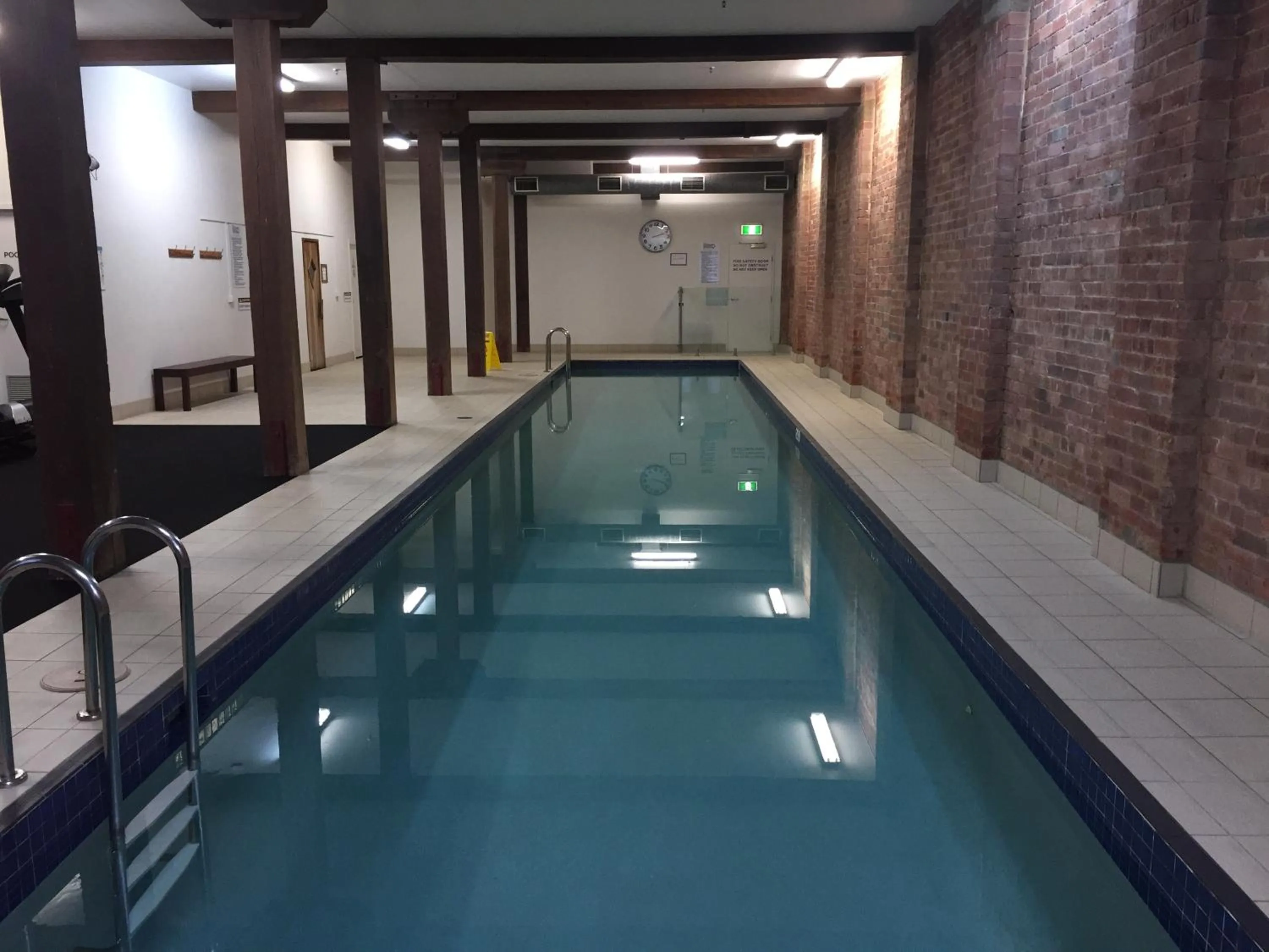 Swimming pool in Frisco Apartments