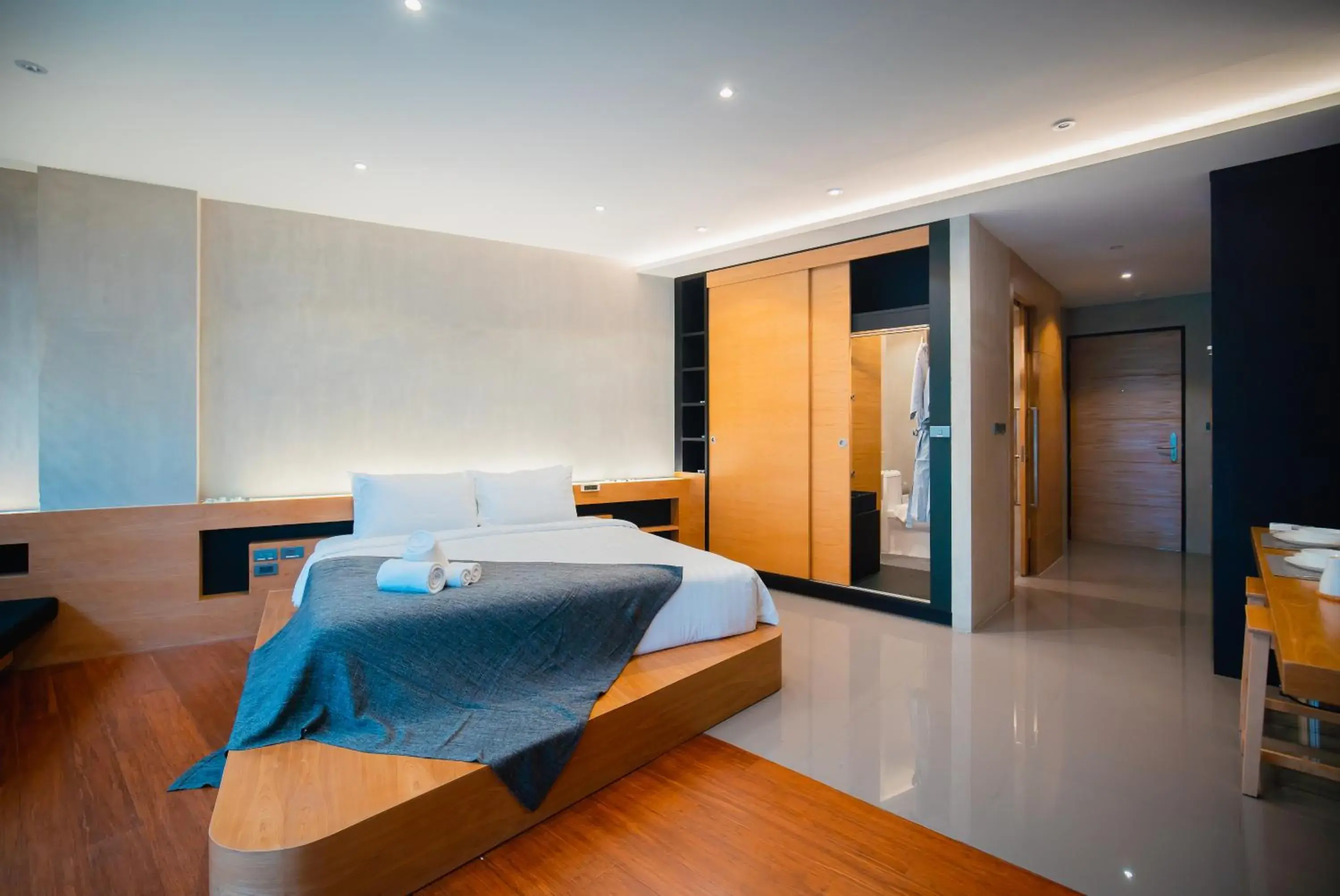 Grand Deluxe in The Woods Natural Park Resort Phuket Grand Deluxe in The Woods Natural Park Resort Phuket