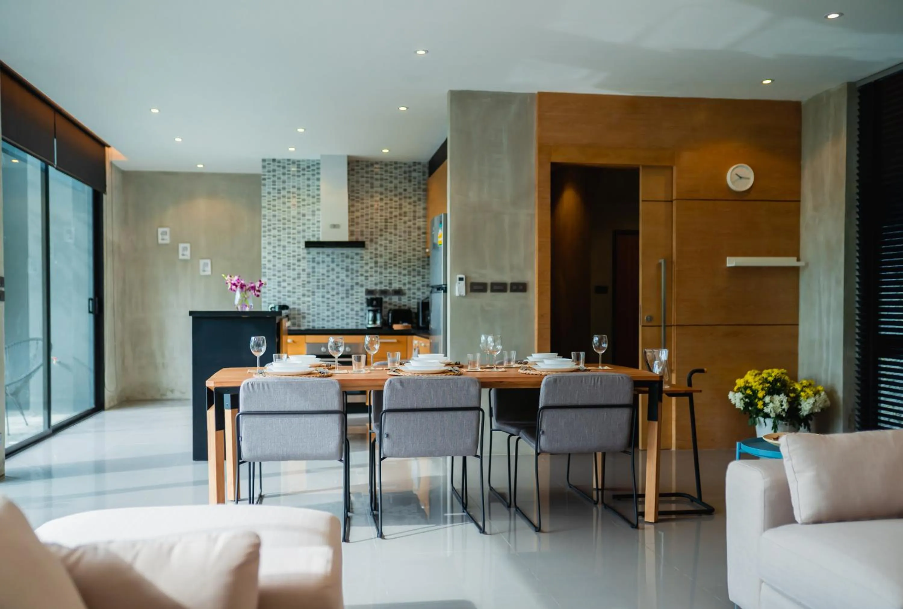 Dining area in The Woods Natural Park Resort Phuket