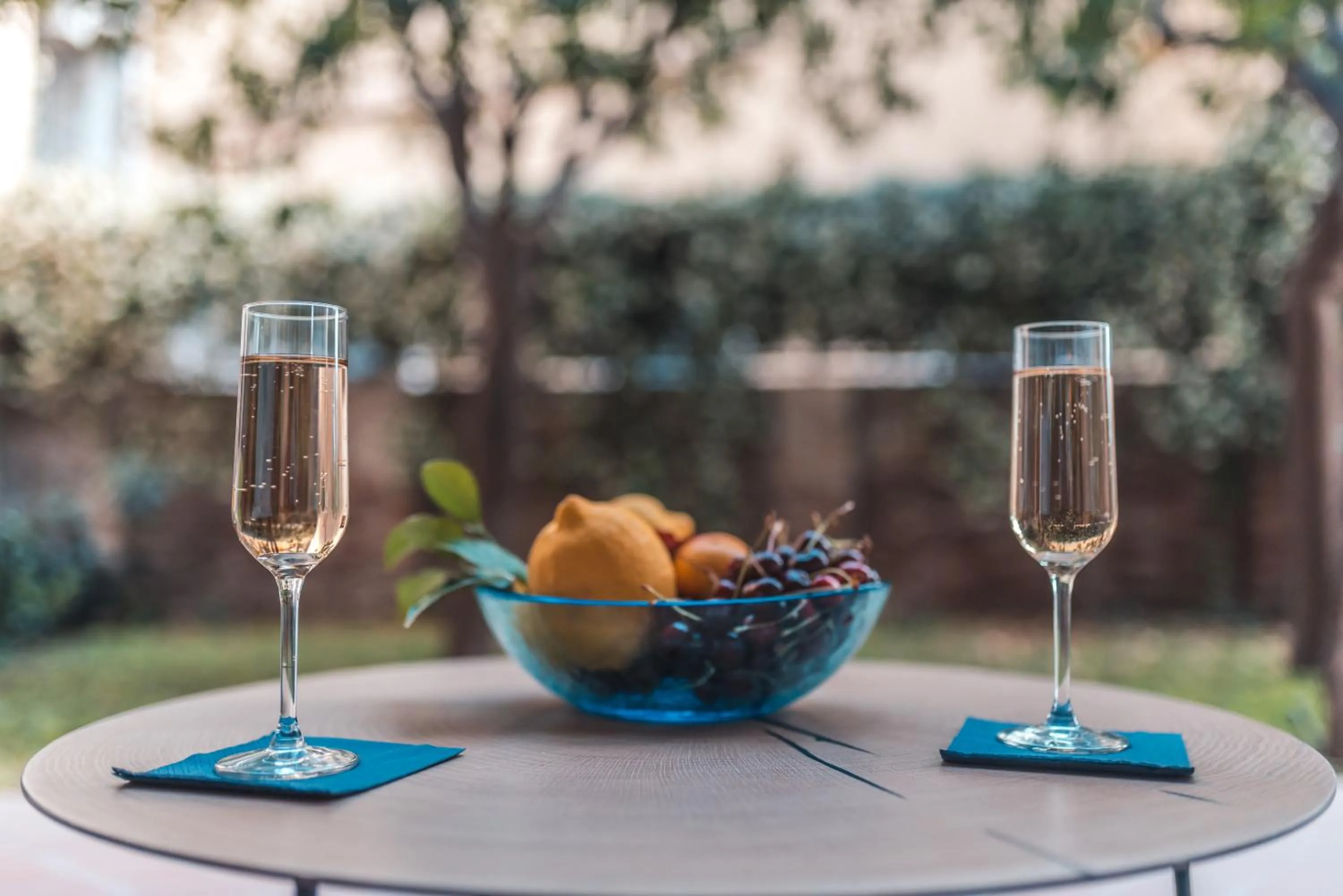 Patio in Médousa Bistrot & Suites