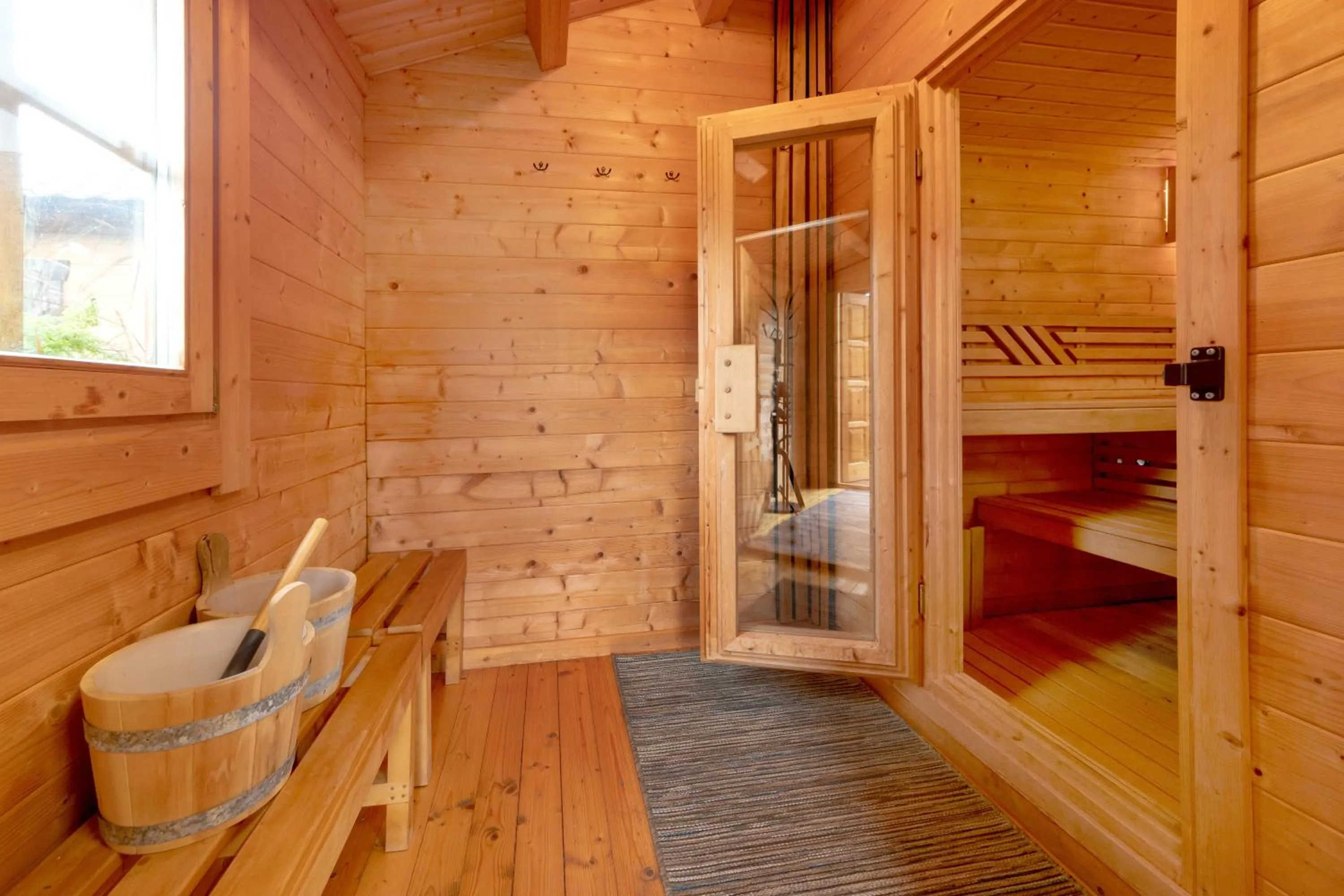 Sauna in Butenas Hotel Tyla