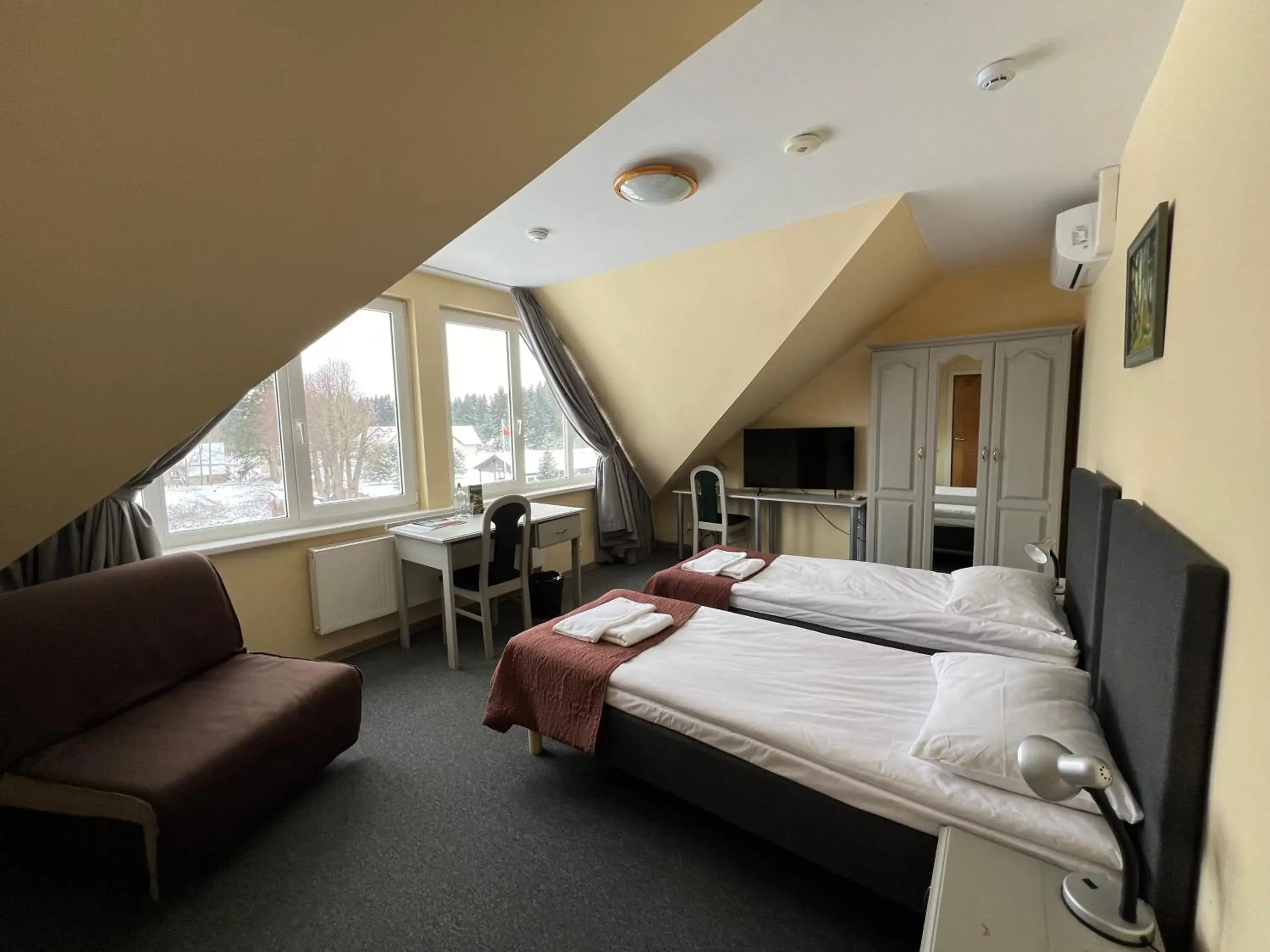 Standard Double or Twin Room in Butenas Hotel Tyla Standard Double or Twin Room in Butenas Hotel Tyla