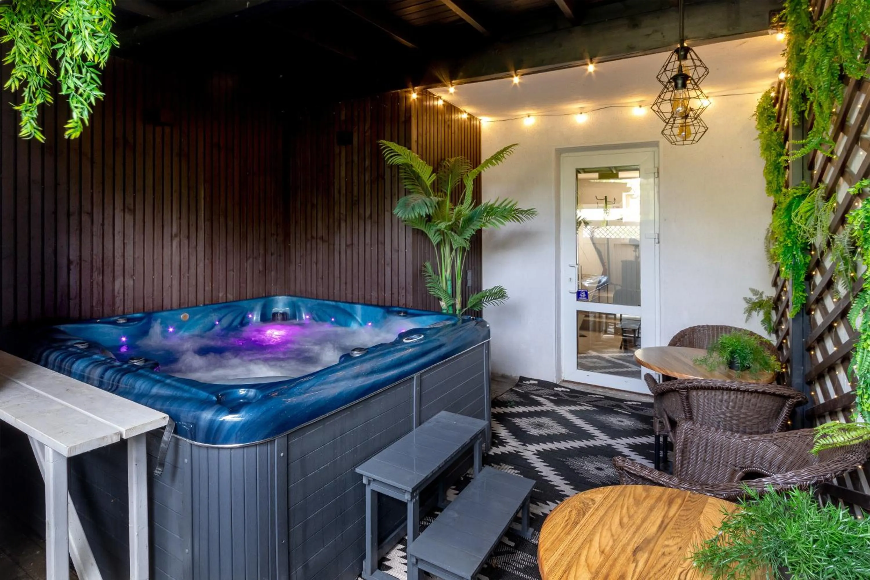 Hot Tub in Butenas Hotel Tyla