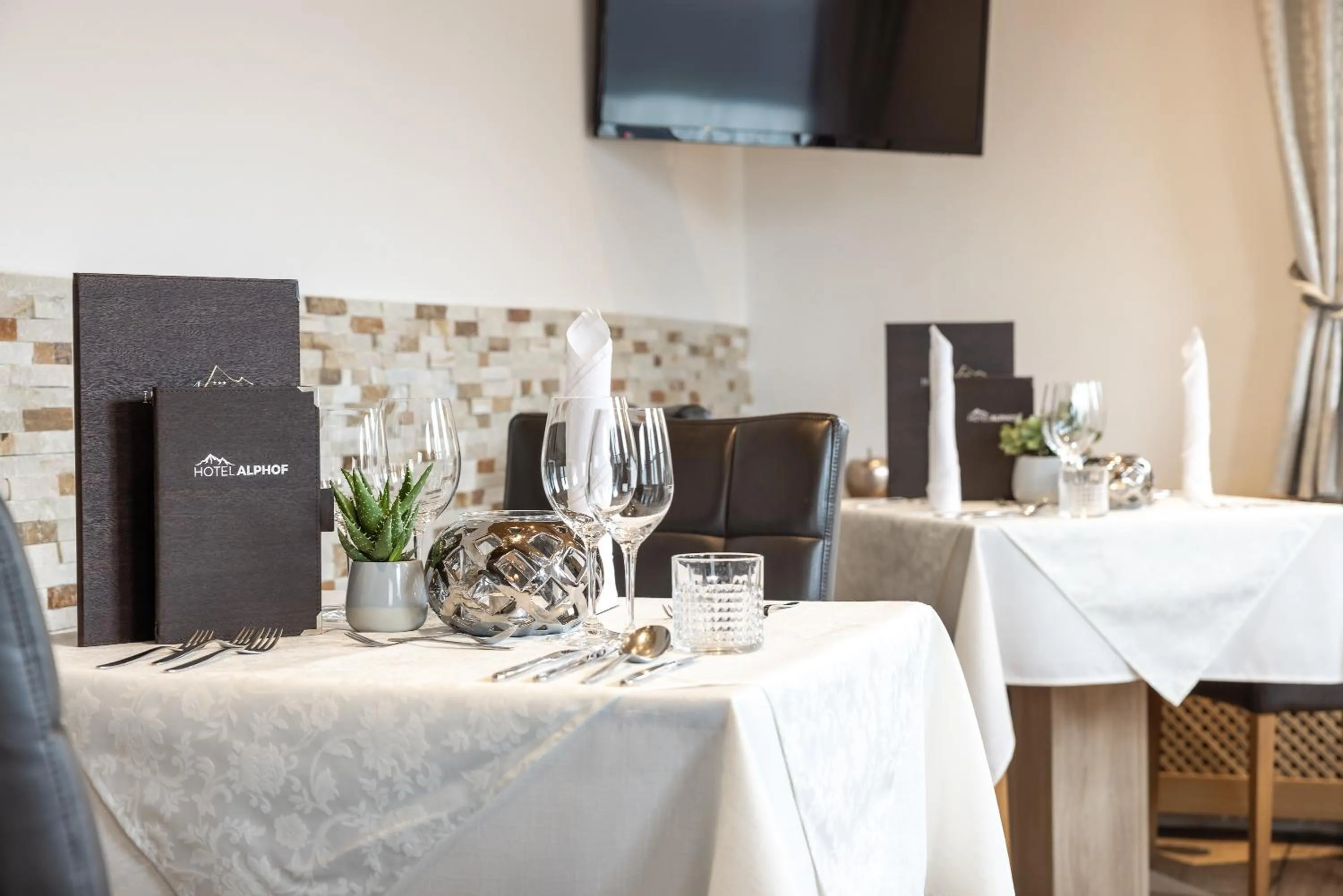 Restaurant/places to eat in Hotel Alphof Stubaital