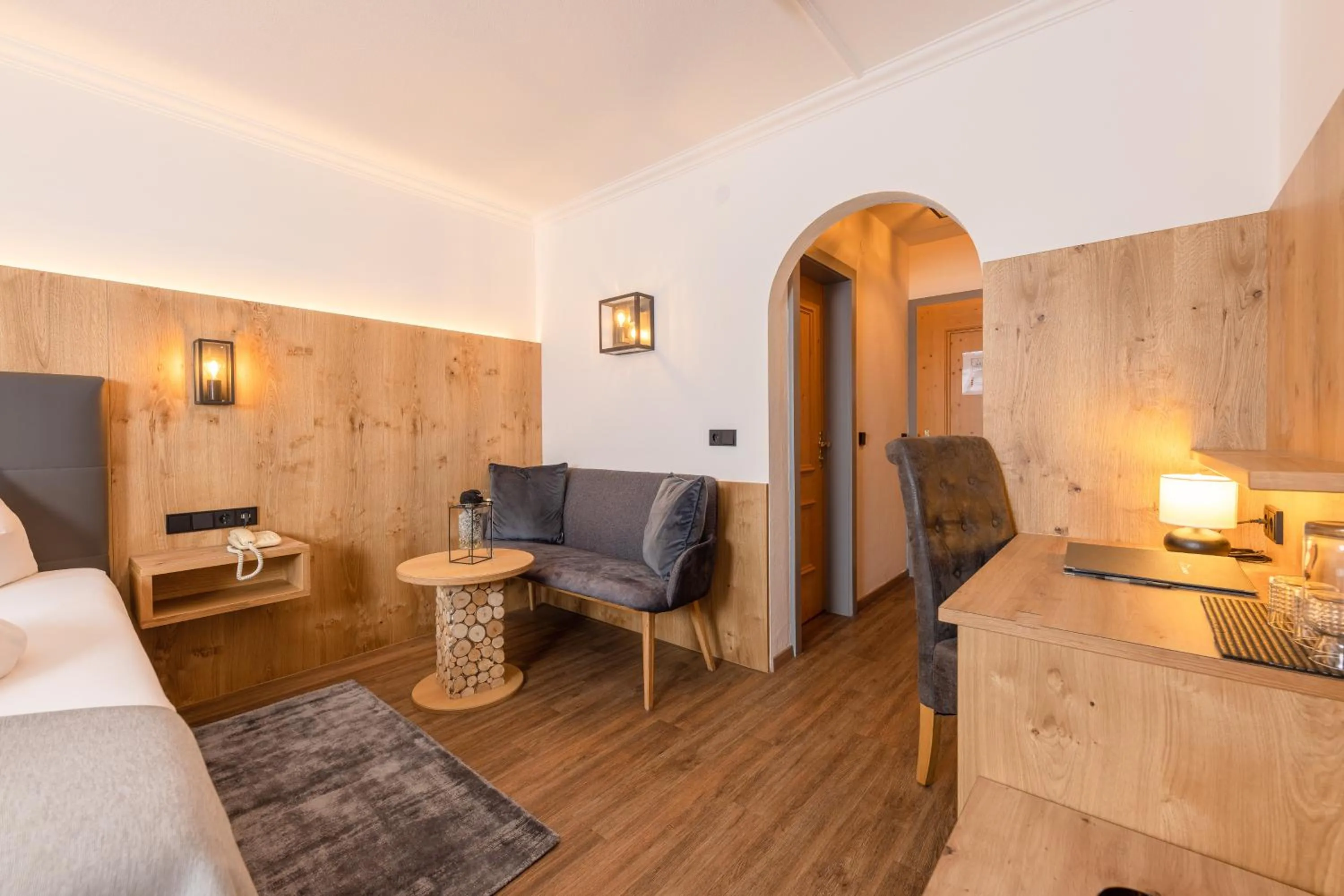 Photo of the whole room, Bed in Hotel Alphof Stubaital