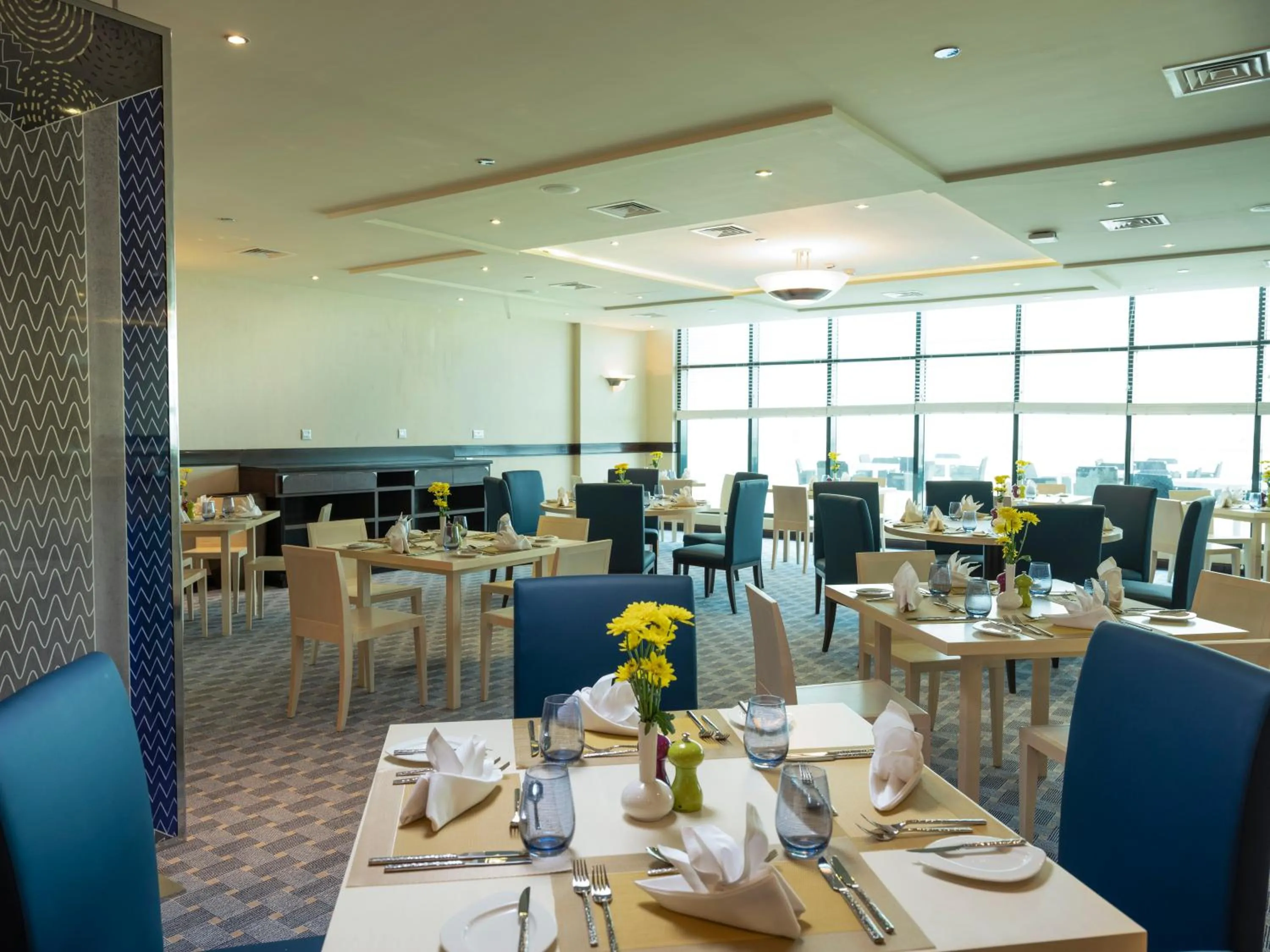 Restaurant/places to eat in Retaj Salwa Resort & Spa