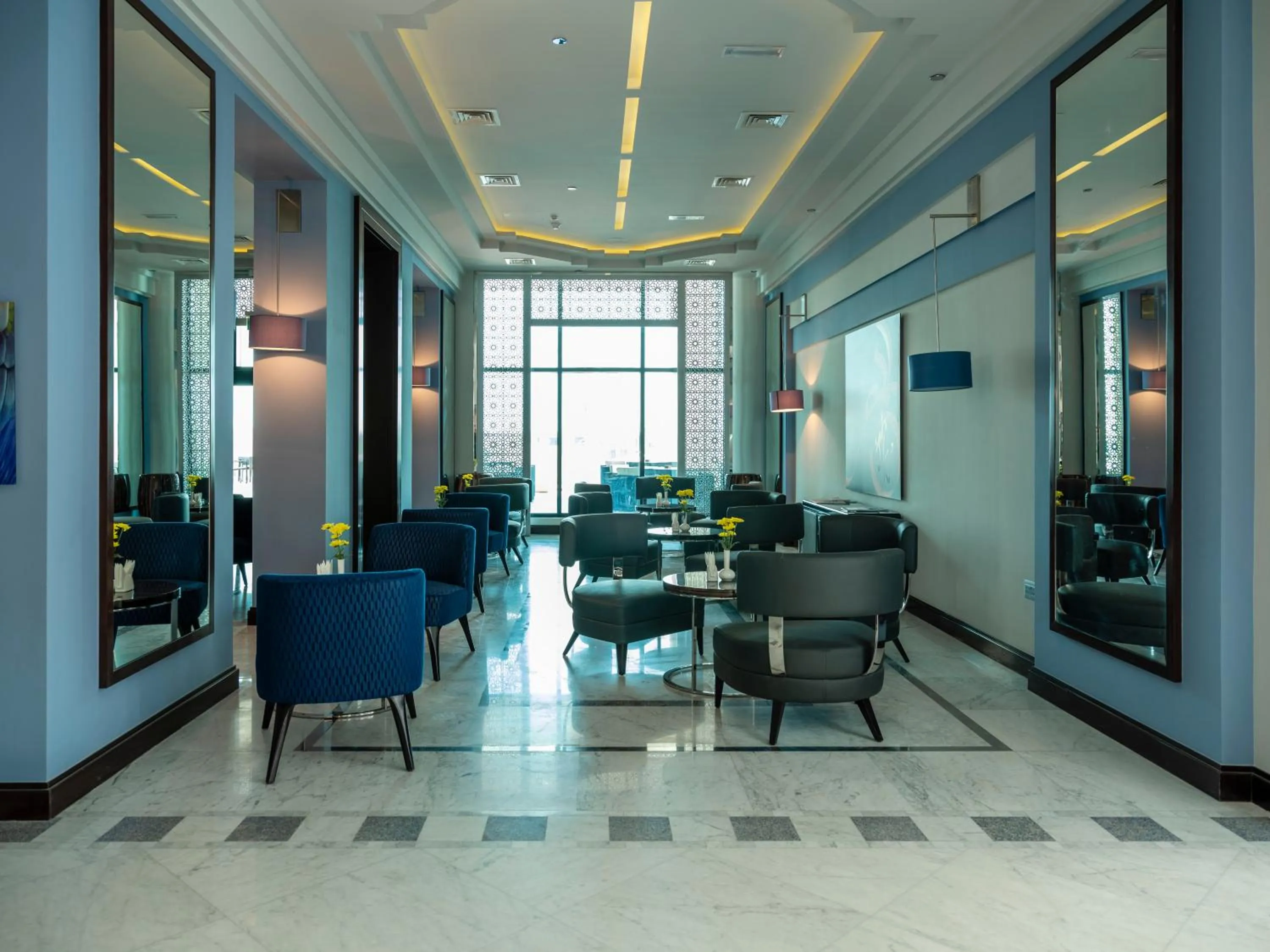 Lounge or bar in Retaj Salwa Resort & Spa