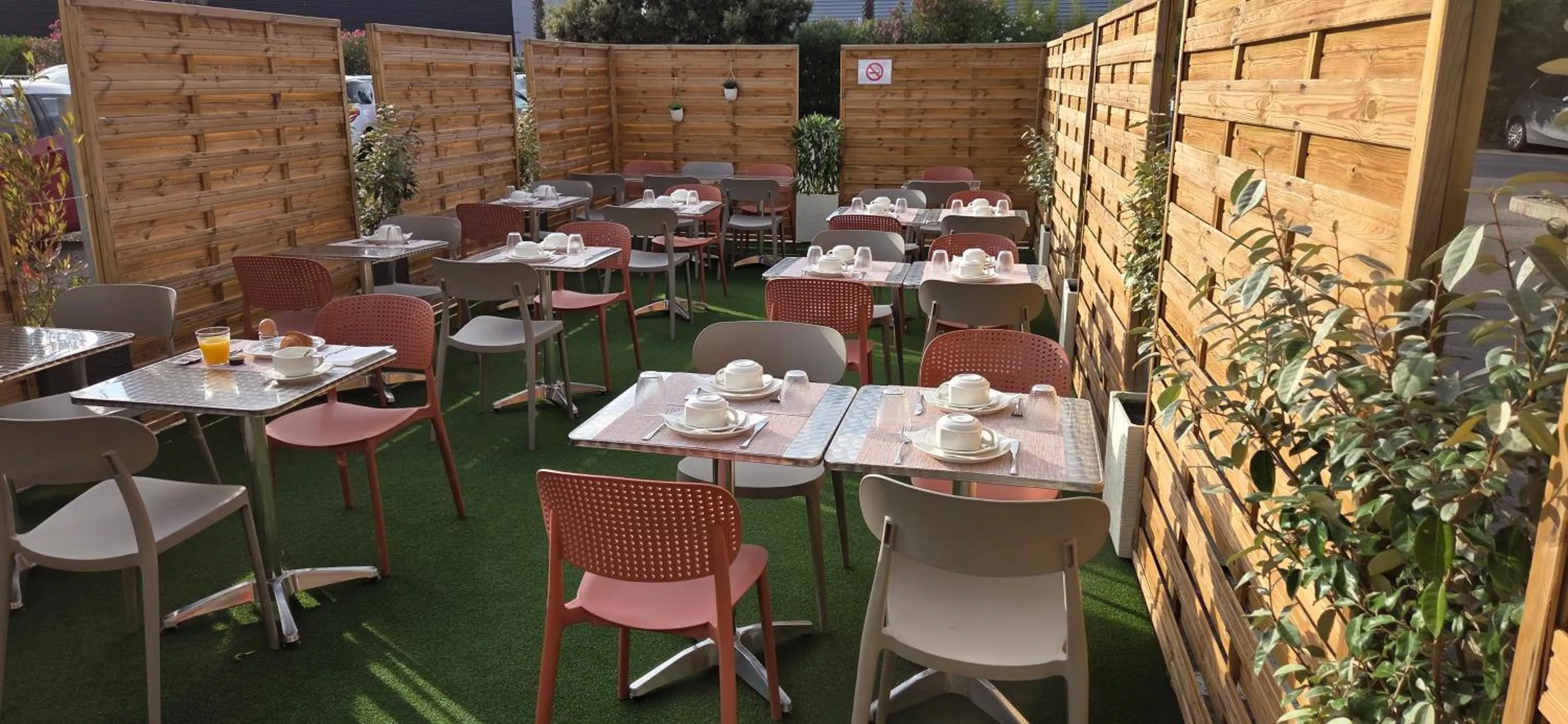 Balcony/Terrace in Forme-hotel & Spa Montpellier Sud-Est - Parc Expositions - Arena