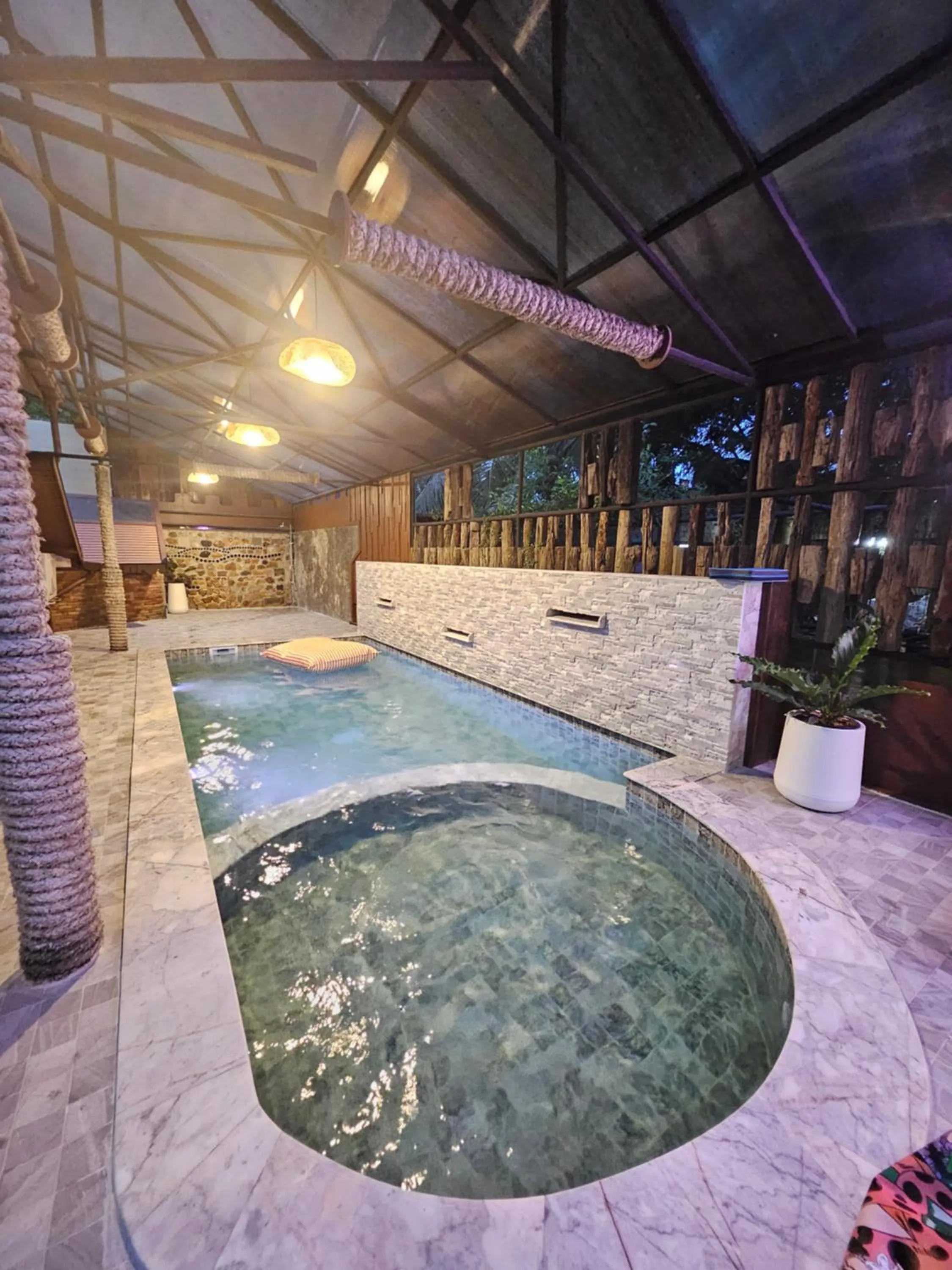 Suankaew Art Cottage