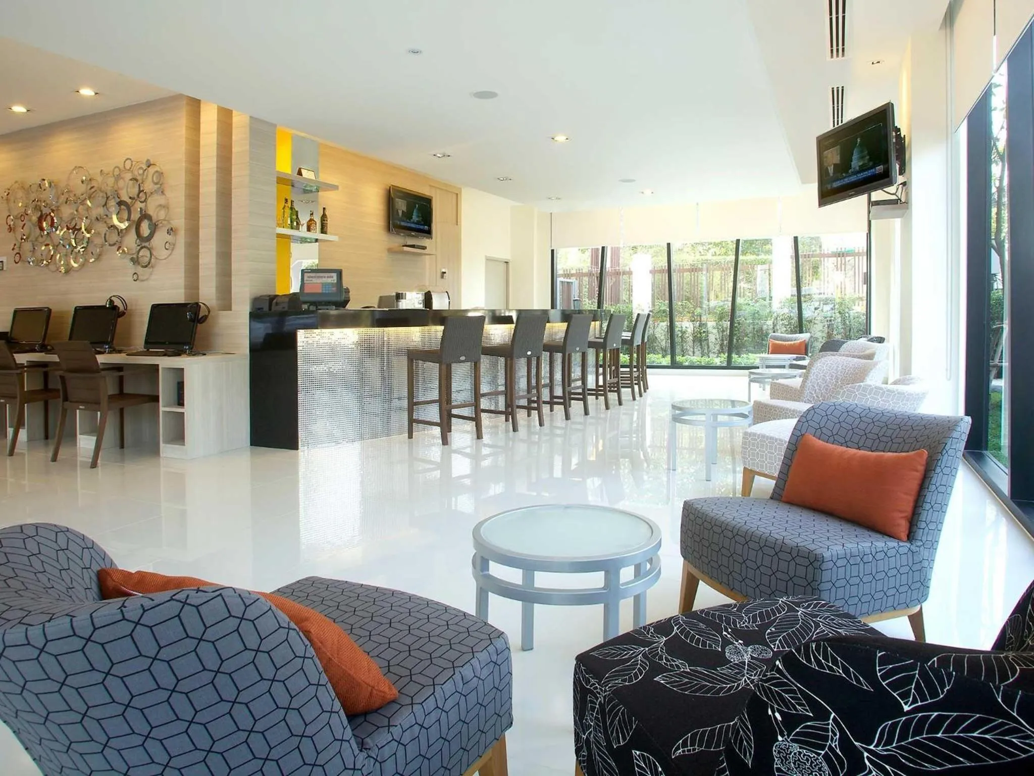 Restaurant/places to eat in Ibis Hua Hin