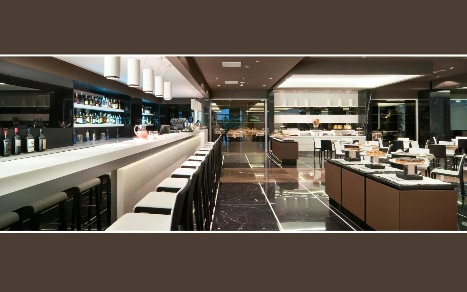 Lounge or bar in Parco Dei Principi Hotel Congress & SPA