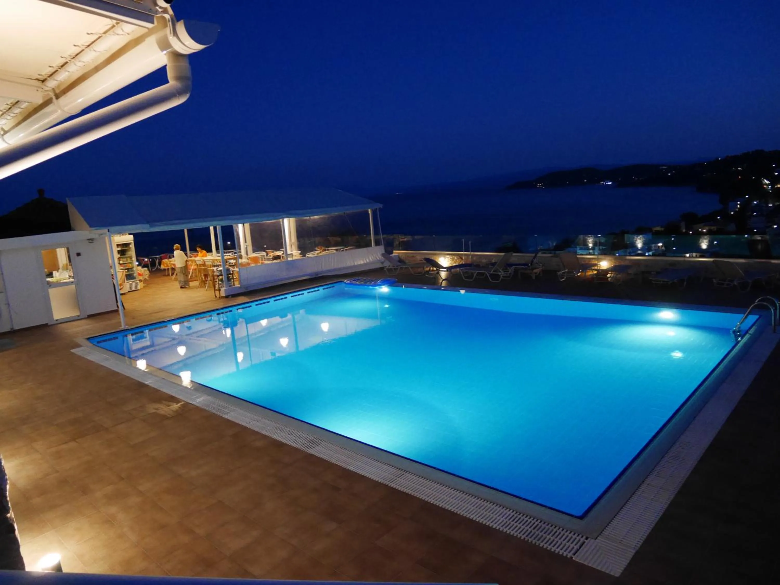 Swimming pool in Hotel Rene