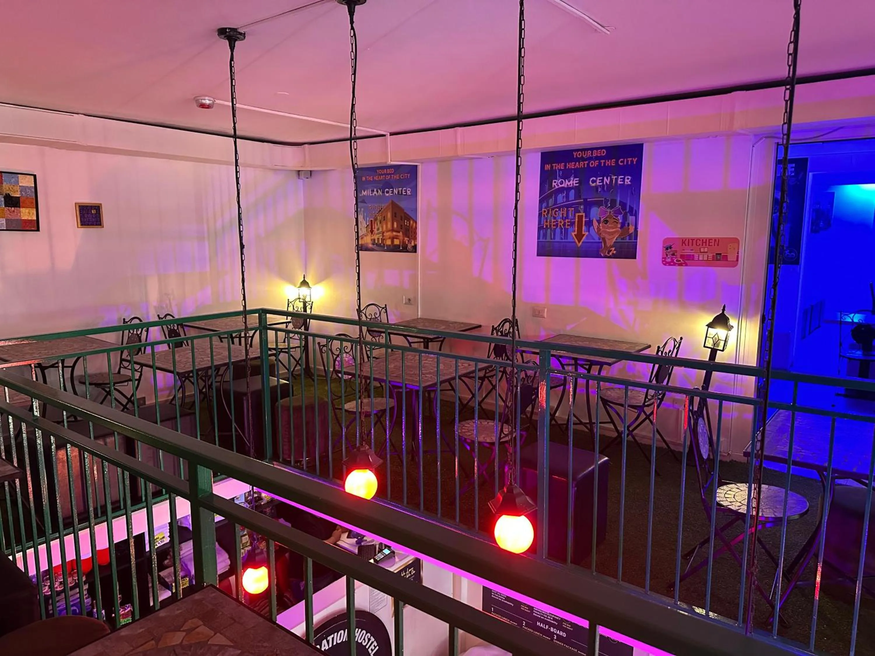 Dining area in NEW GENERATION HOSTEL Milan center