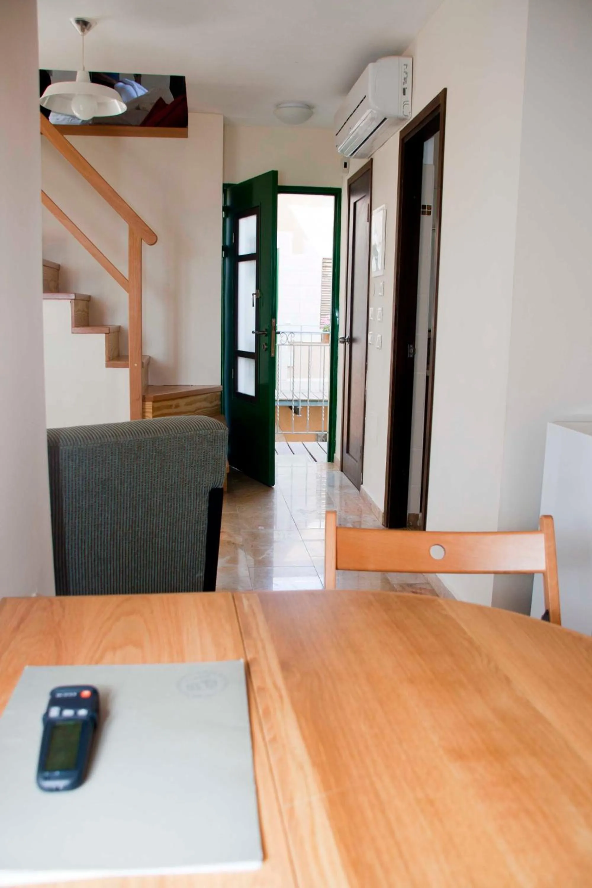 Dining area in The Market Courtyard - Suites Hotel