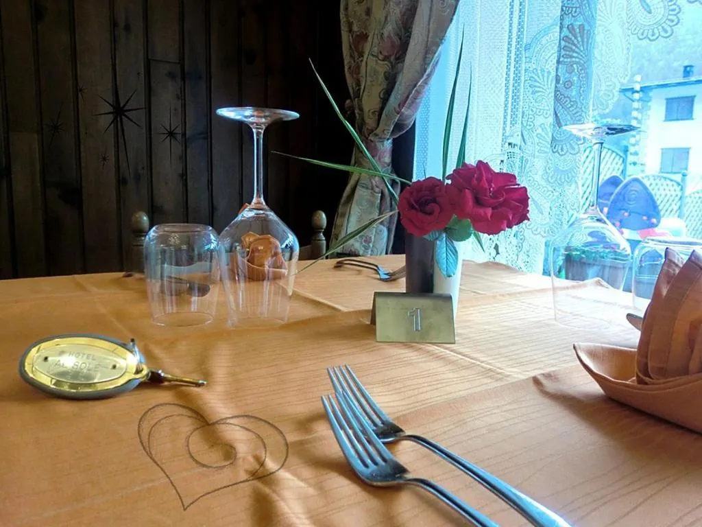 Restaurant/places to eat in Hotel al Sole