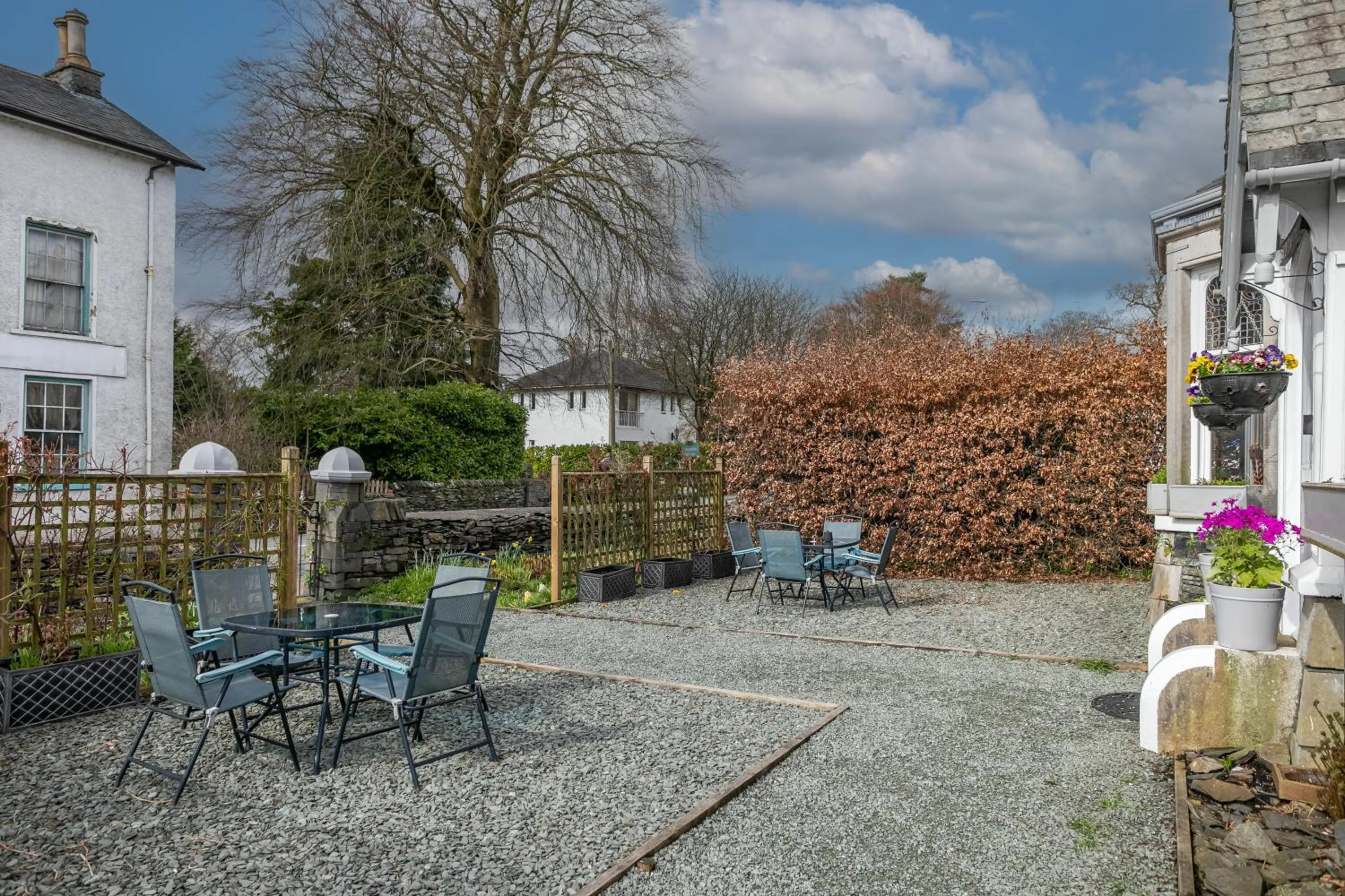 Facade/entrance in Elim Bank Guest House