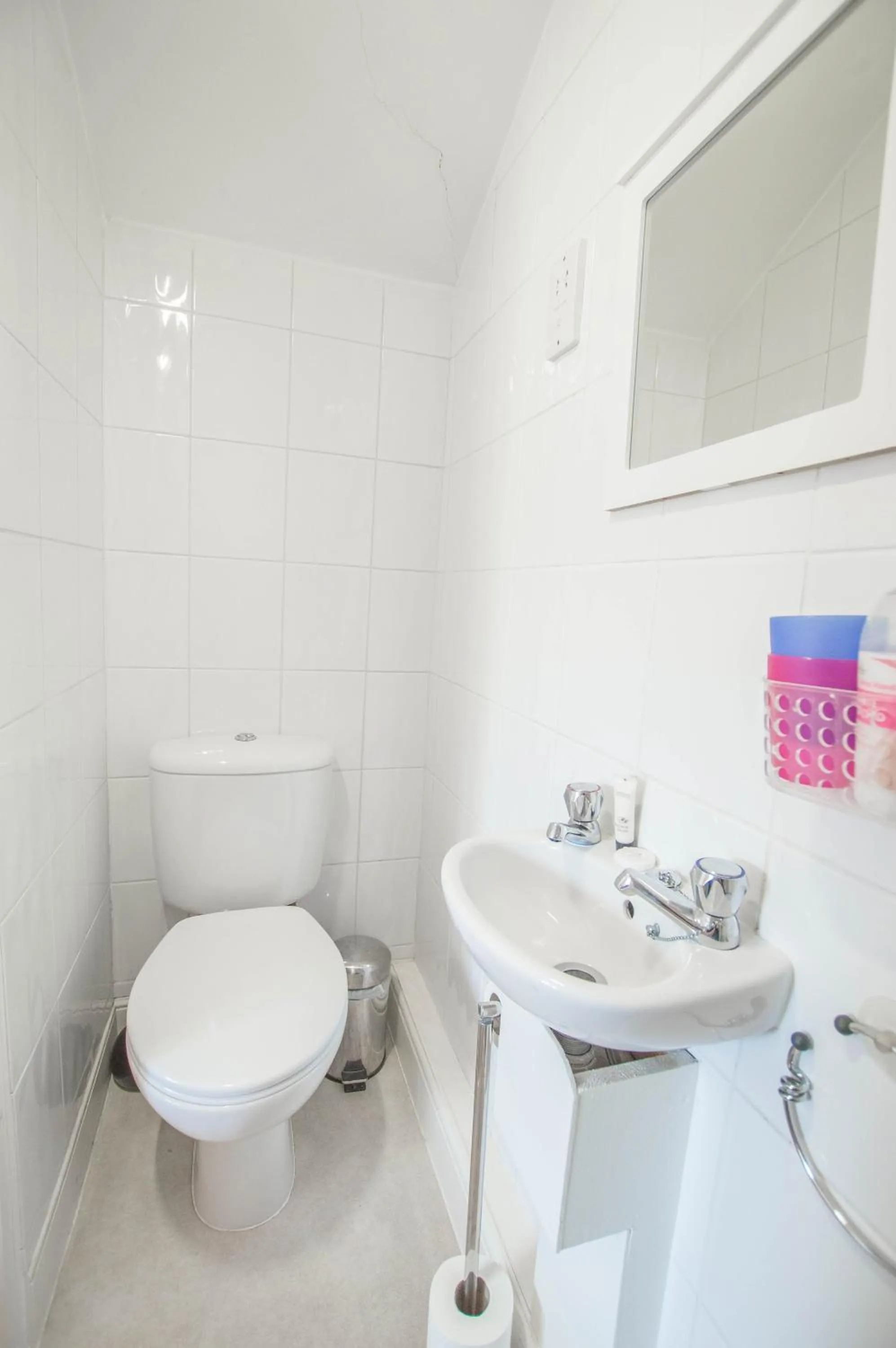 Shower in Elim Bank Guest House