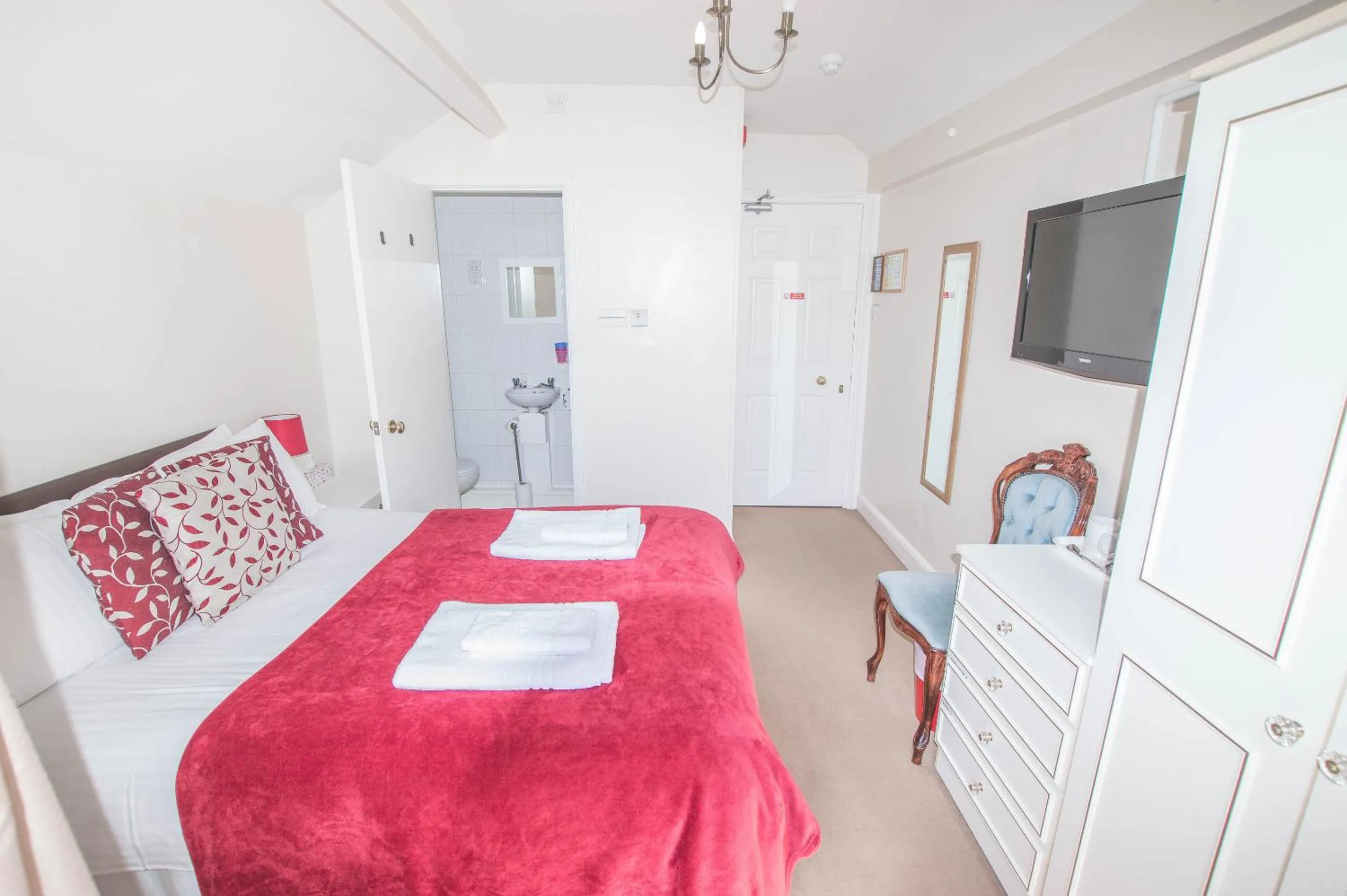 Bedroom, Bed in Elim Bank Guest House