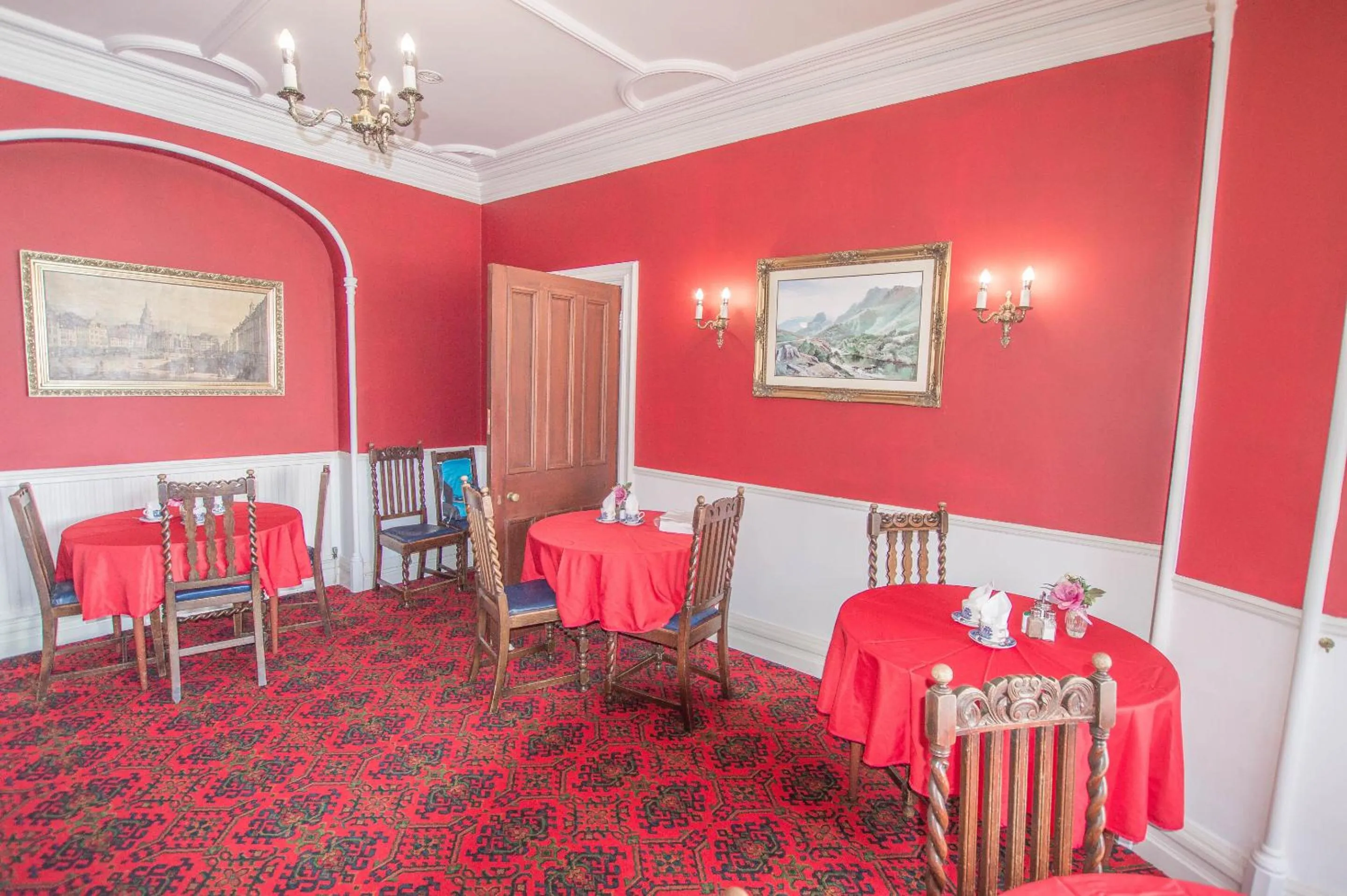 Dining area in Elim Bank Guest House