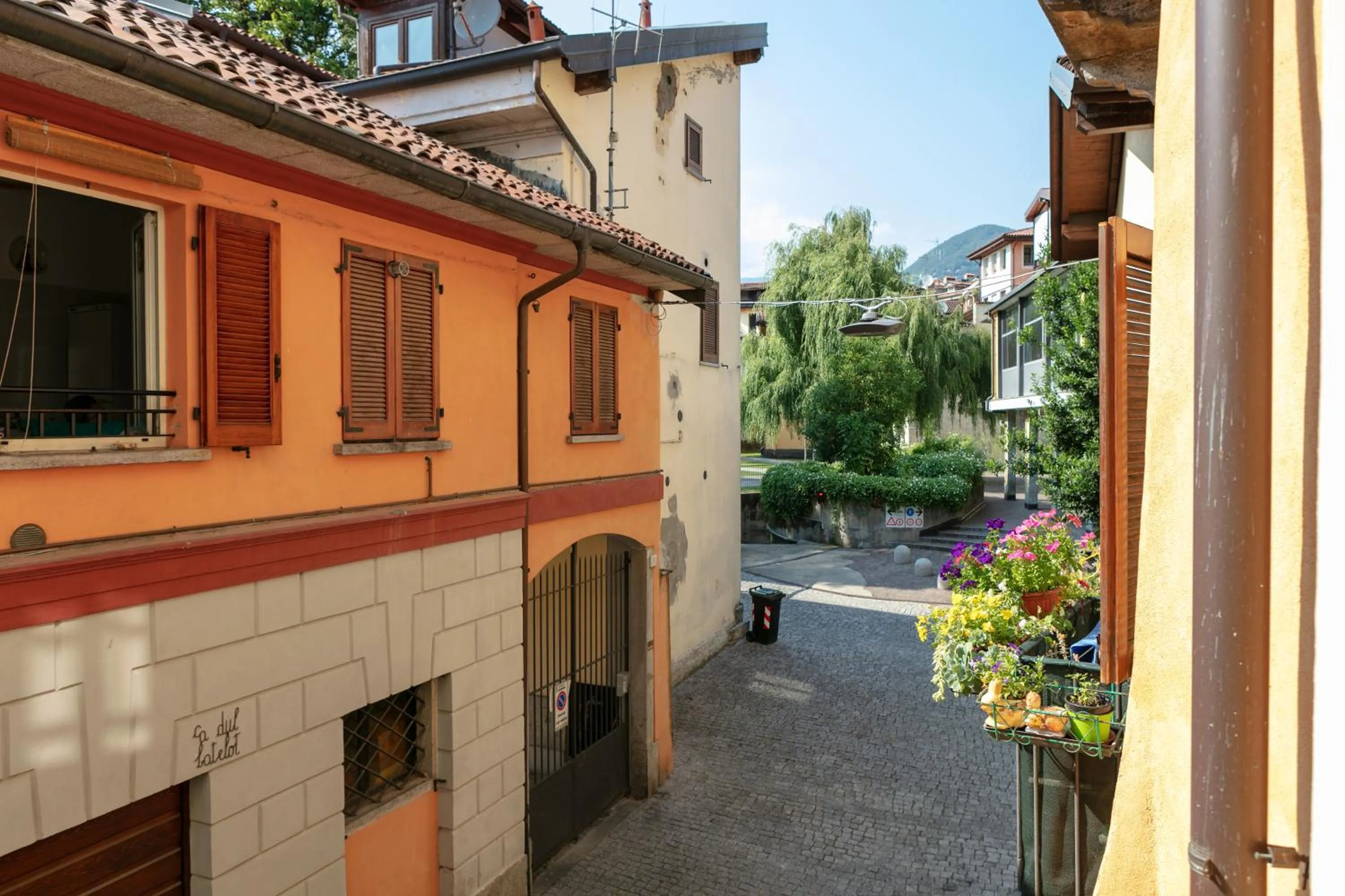 Property building in Verbania - Luxury Italy Apartments