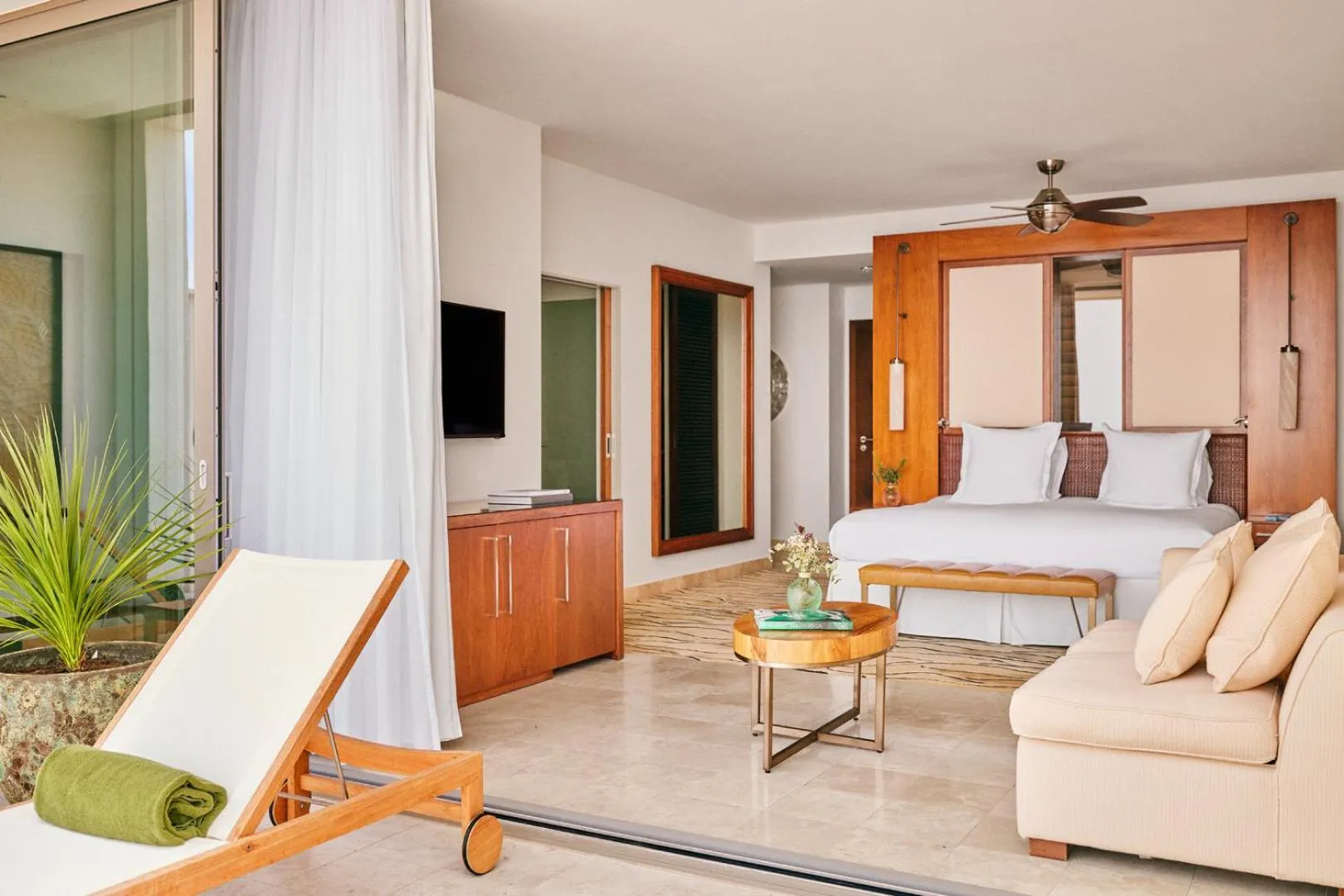 Bedroom in Jumeirah Mallorca