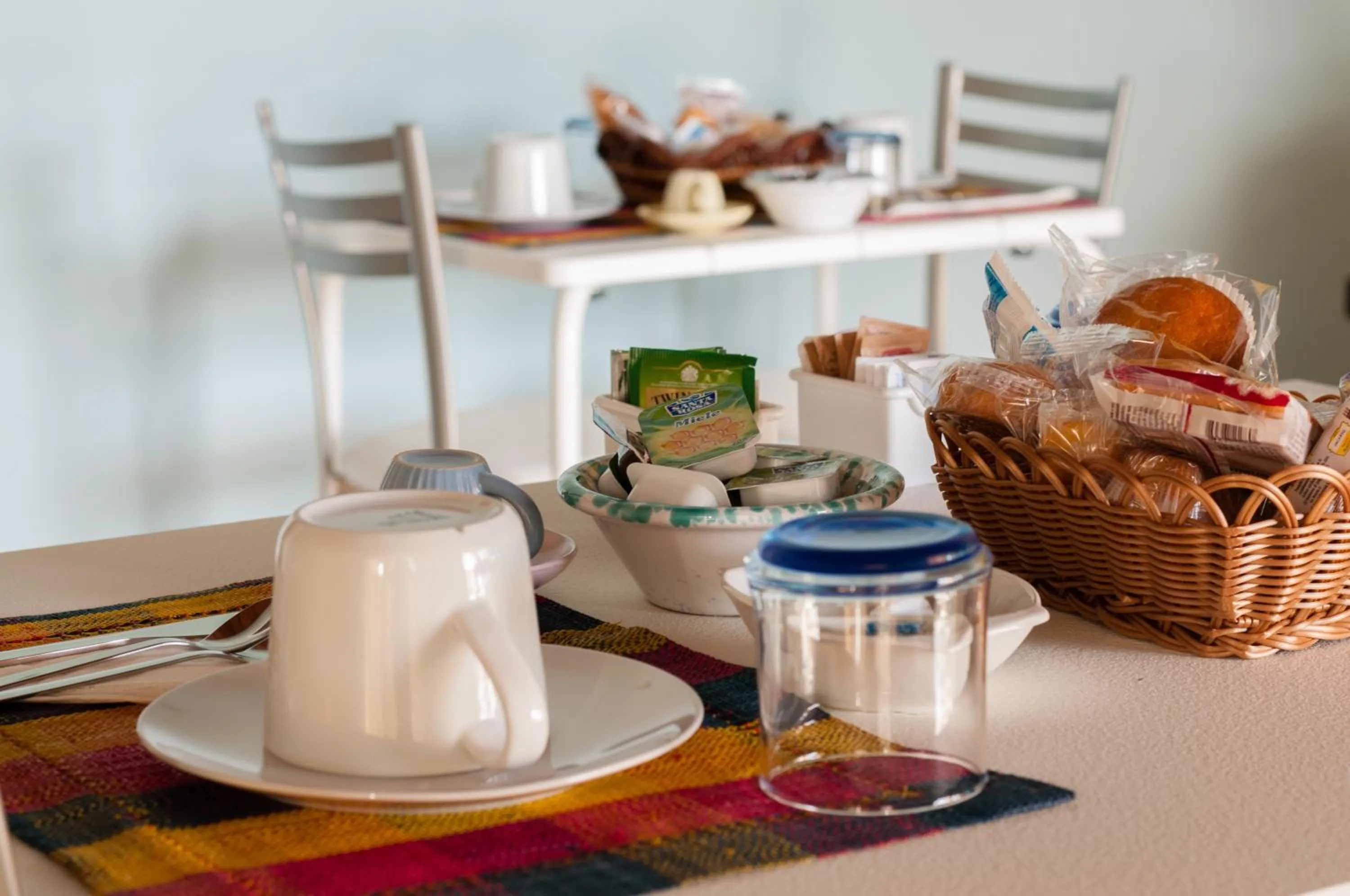 Coffee/tea facilities in B&B A CASA DI ZIA LUISA