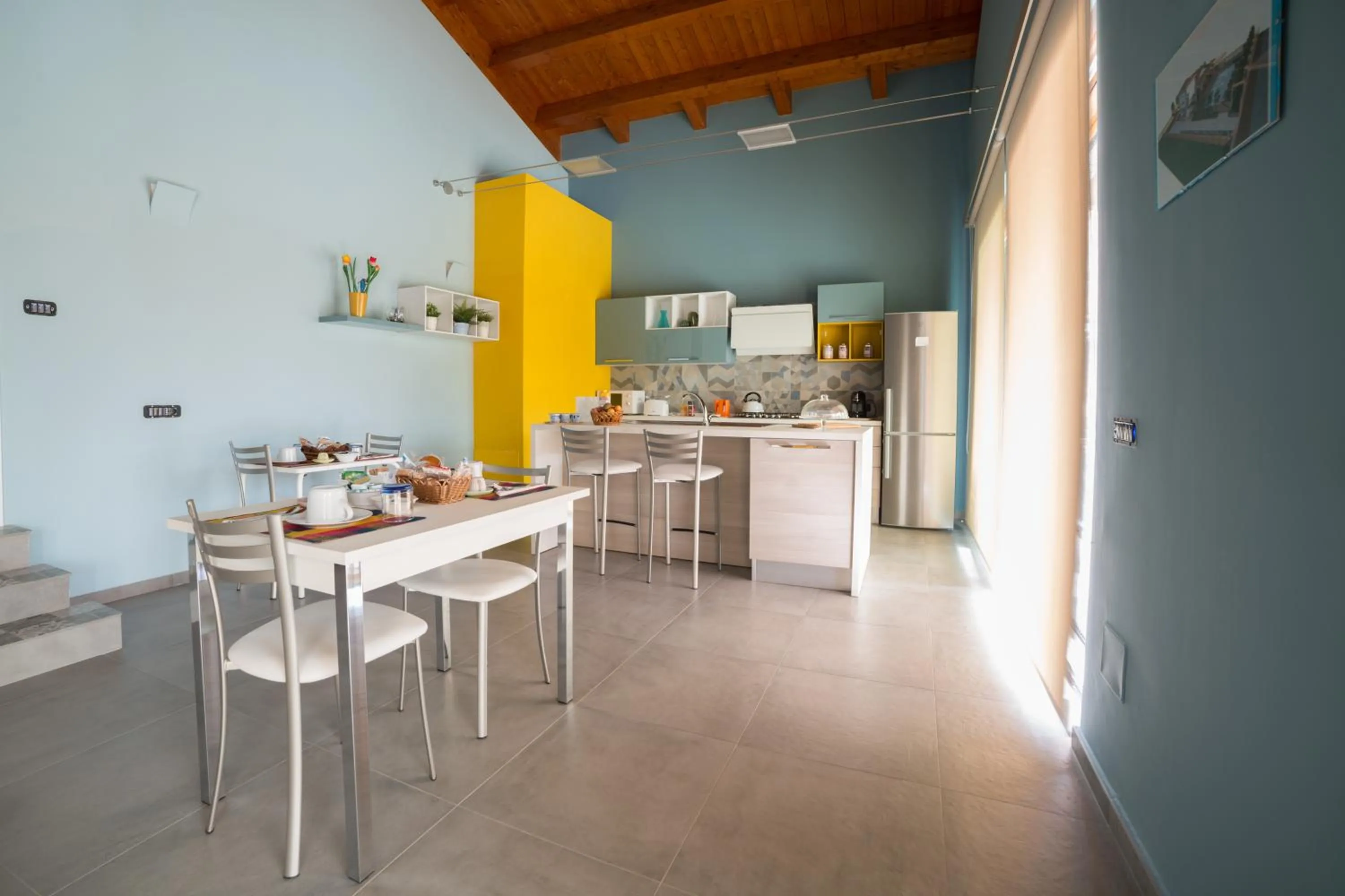 Communal kitchen in B&B A CASA DI ZIA LUISA