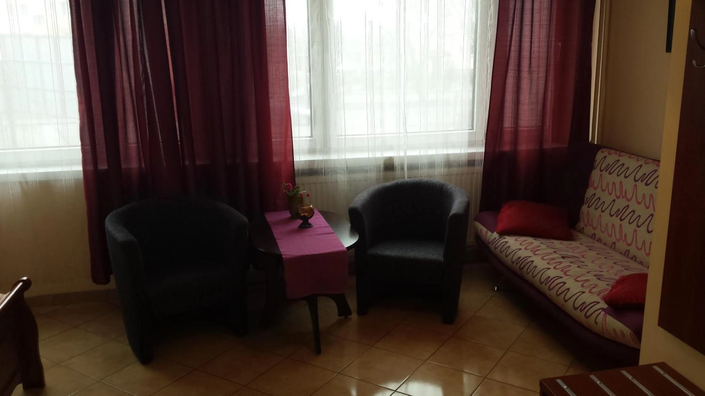 Day, Bed in Hotel Elda 2