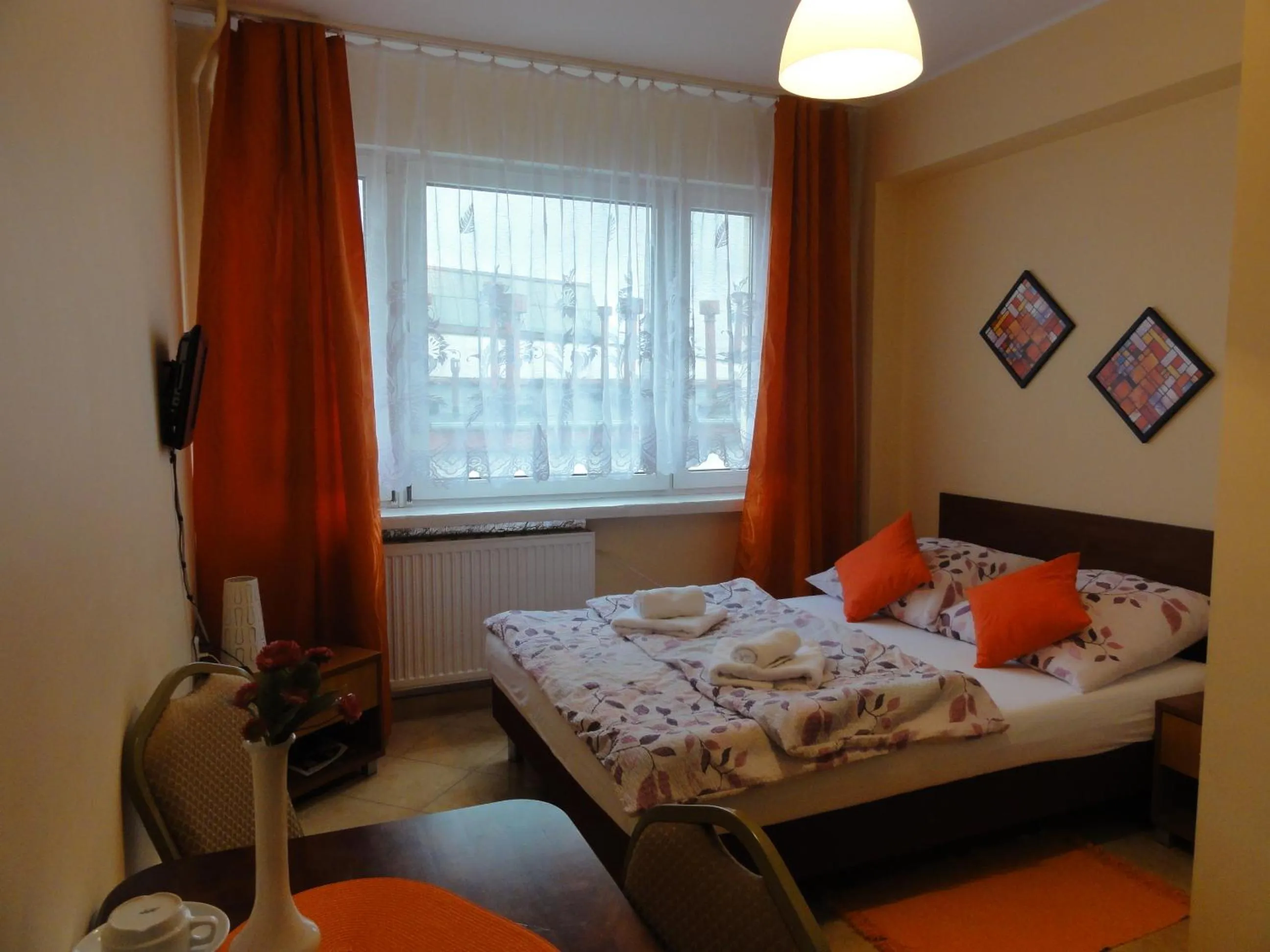 Day, Bed in Hotel Elda 2