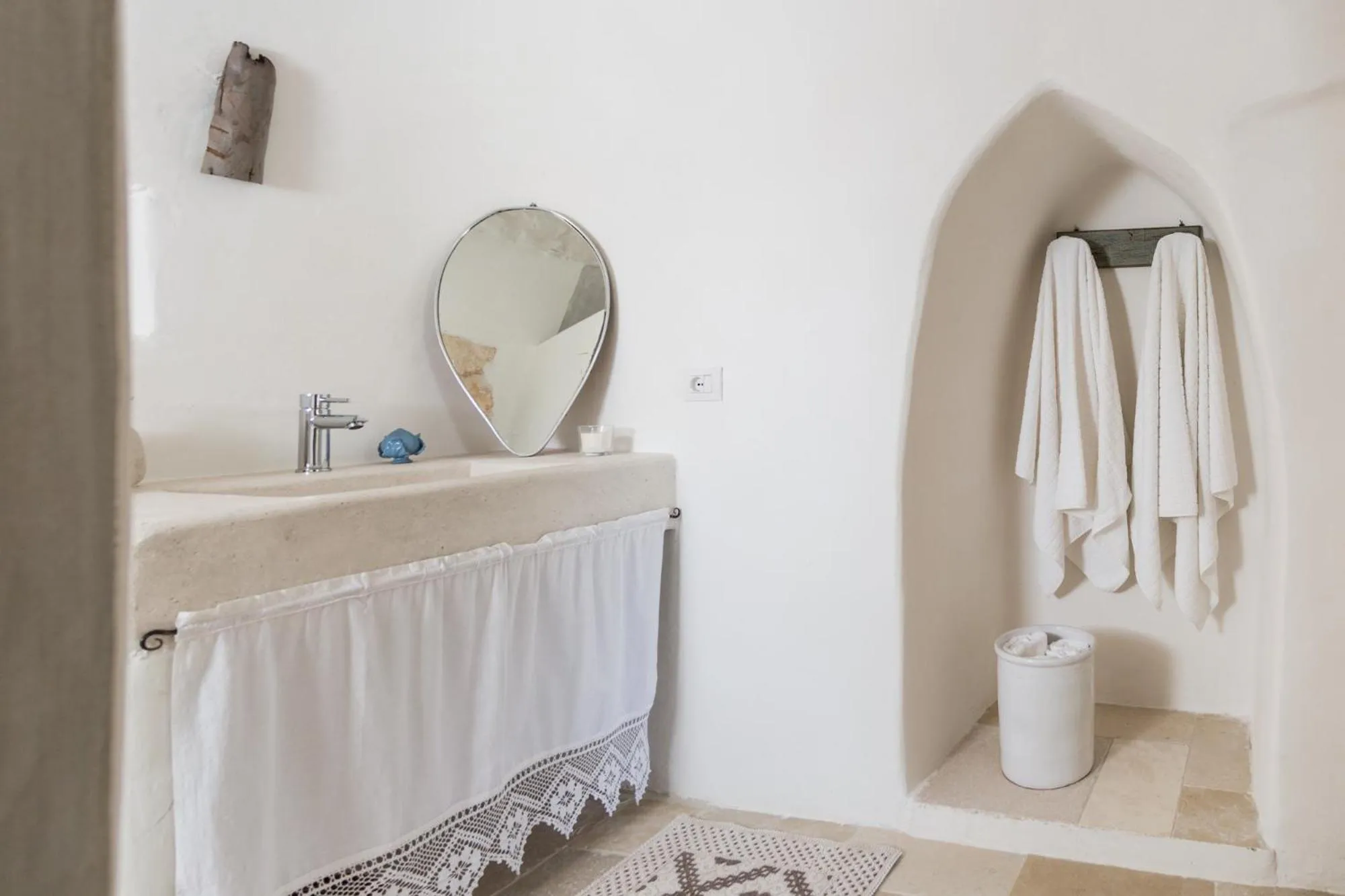 Bathroom in Si Fa Trullo