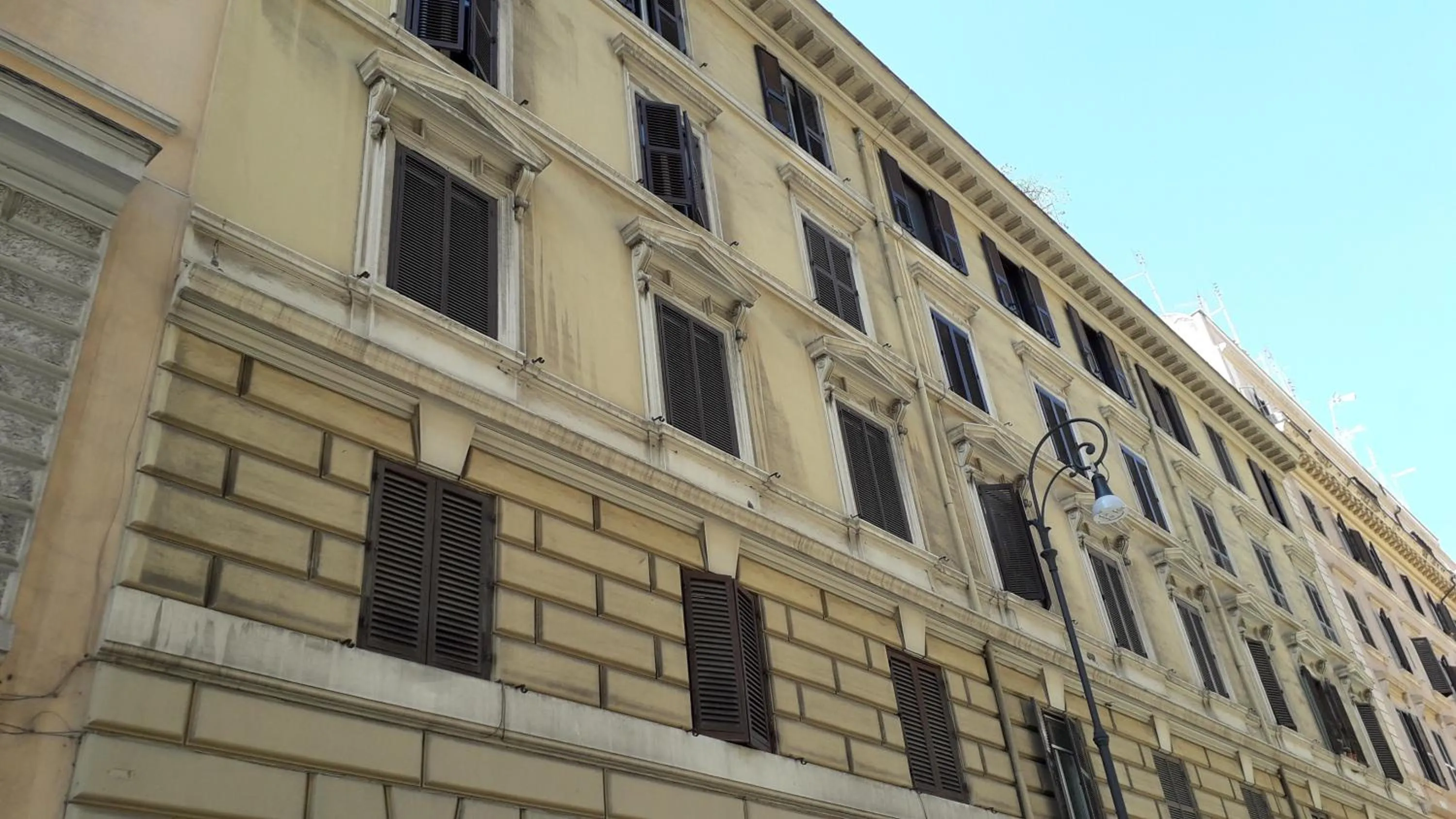 Emanuela Guest House