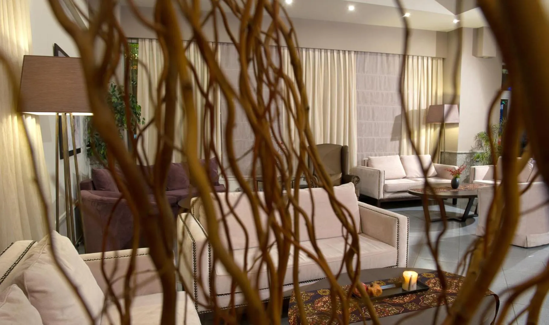 Communal lounge/ TV room in Aliakmon Hotel